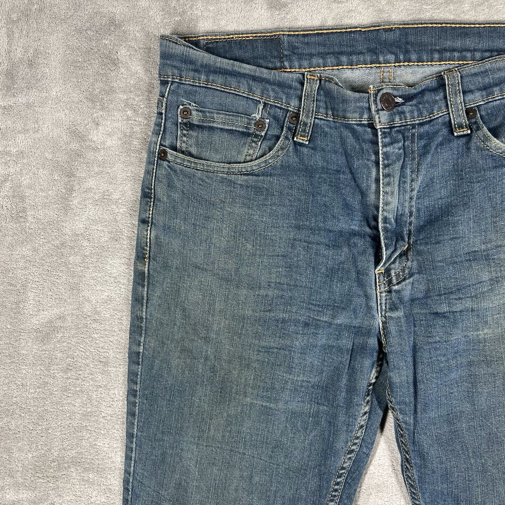 Levi's Levi's 511 Jeans Skinny Men 33x32 Blue Medium Wash Stretch Denim 5-Pocket Zip Closure Size US 33 - 3 Thumbnail