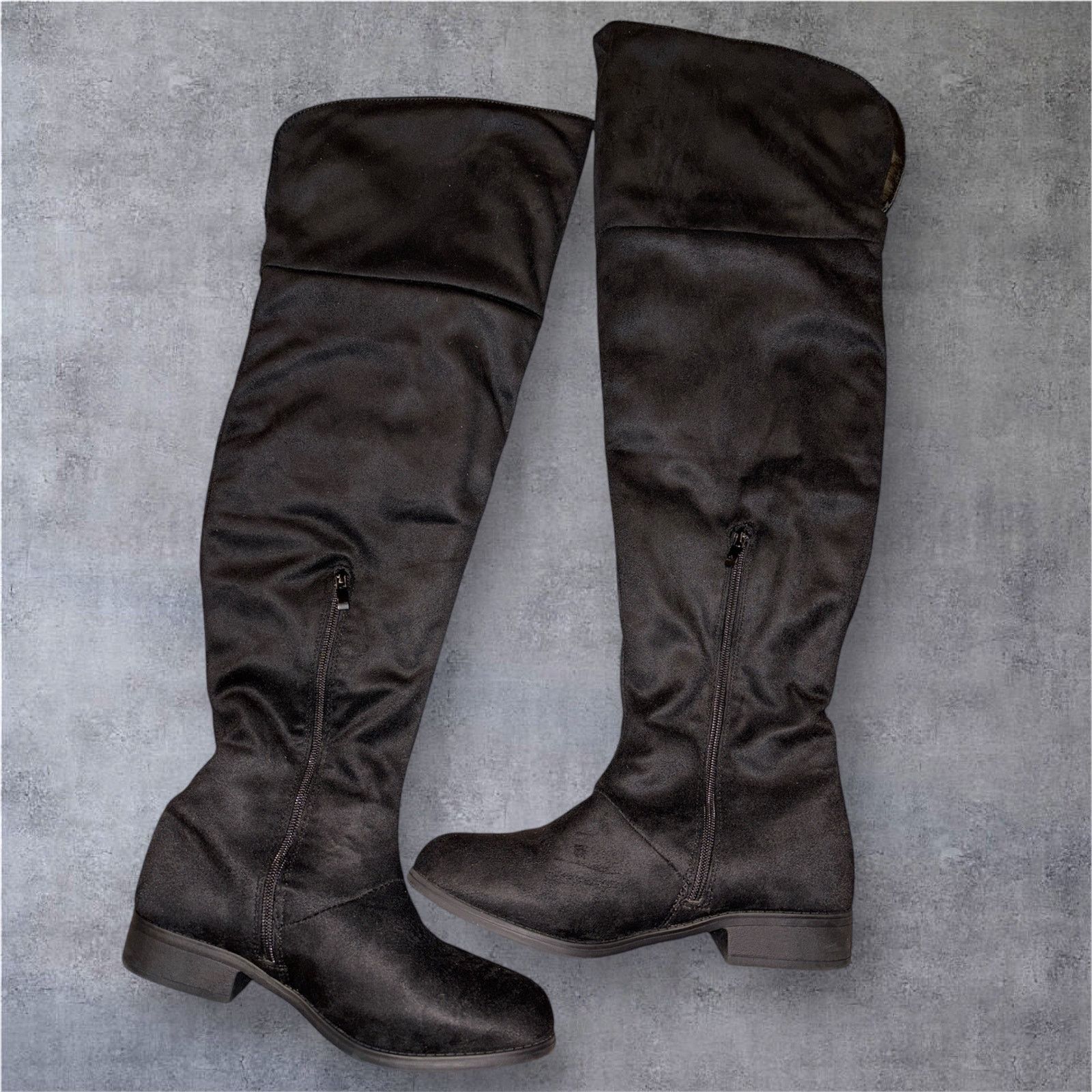 The Unbranded Brand Olivia & Kate Thigh/Knee Folding Cuff Size 9 Size US 9 / IT 39 - 1 Thumbnail
