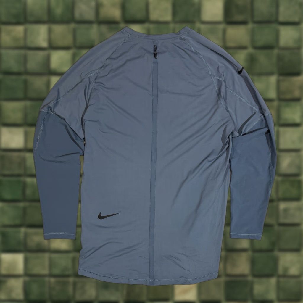 Nike NIKE Pro Tech Pack Long Sleeve Training Top Shirt XL Blue BQ0588-418 Pro Nike Mens Shirt Gym Training Activewear Size US XL / EU 56 / 4 - 1 Thumbnail
