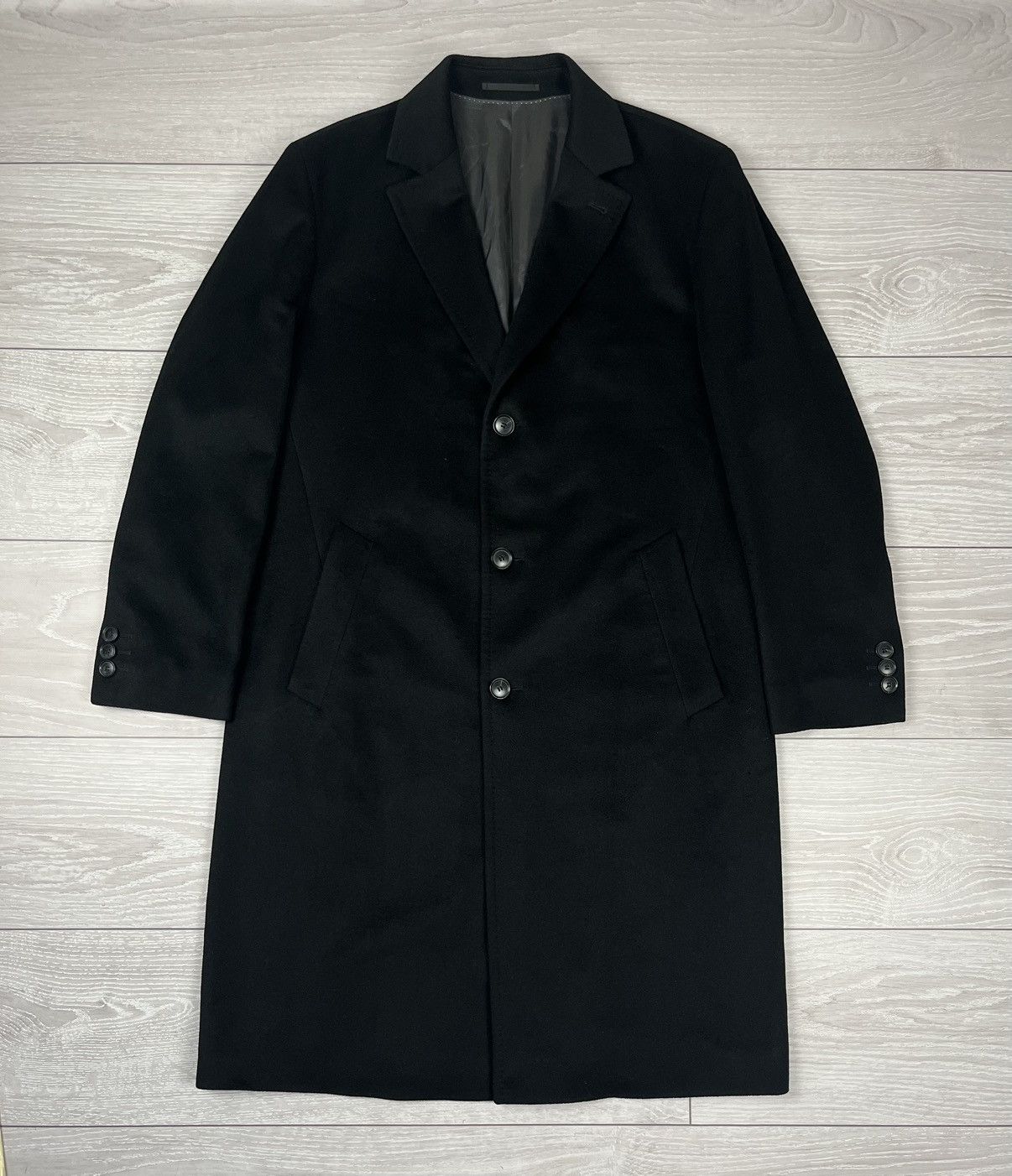 Hugo Boss Hugo Boss Morgan 100% Cashmere Three Buttons Long Black Coat Size US L / EU 52-54 / 3 - 1 Thumbnail