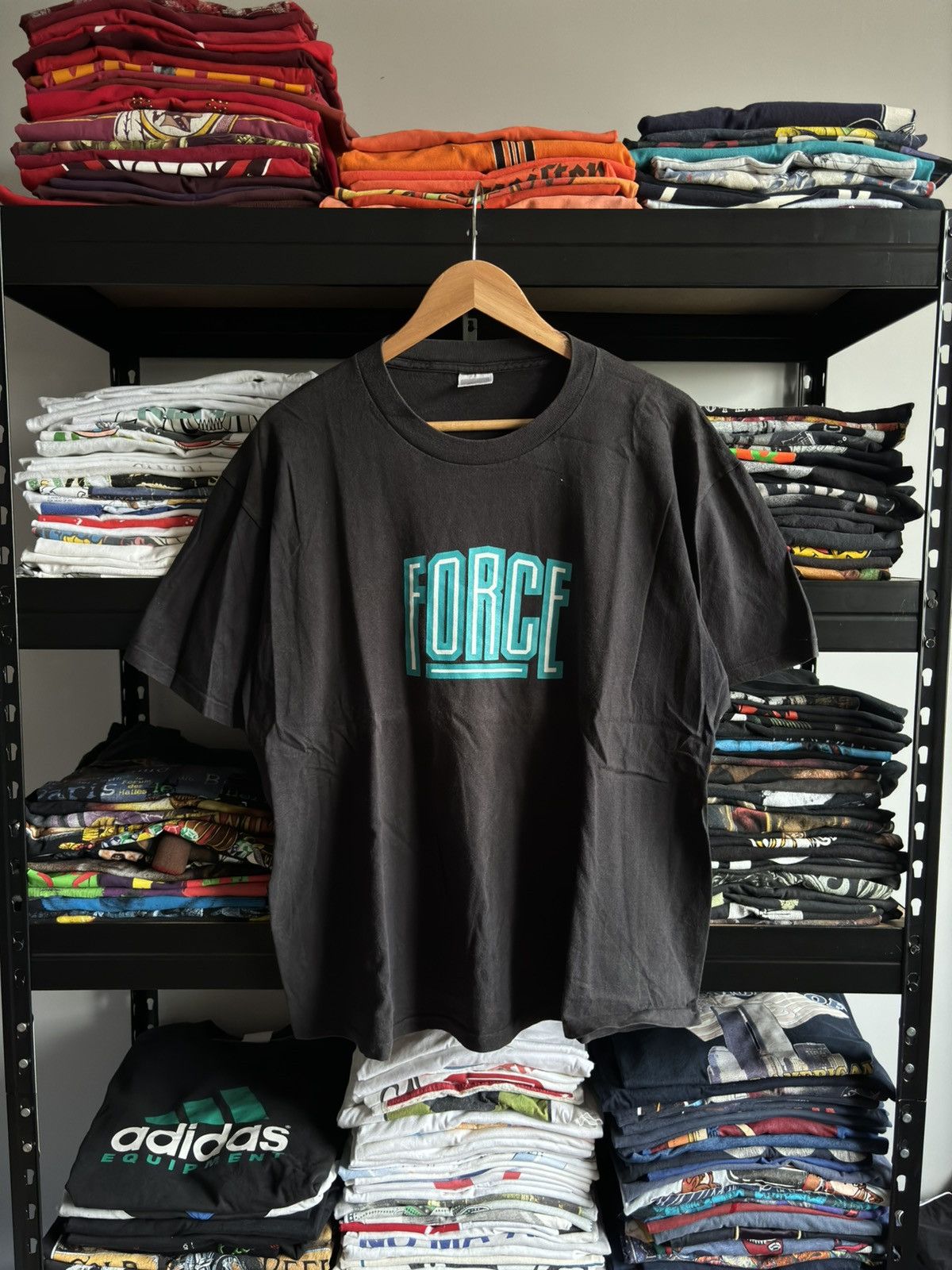Nike Vintage Center Swoosh Nike Tee Travis Scott 90s skateboard Size US L / EU 52-54 / 3 - 1 Thumbnail