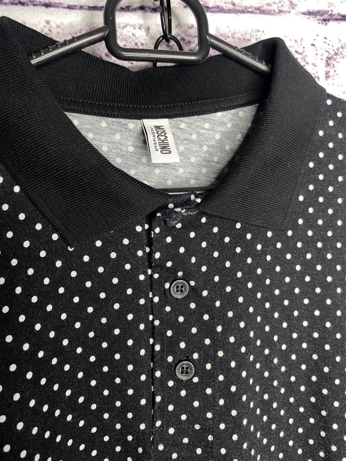 Moschino MENS Moschino polos vintage luxury made in Italy Size US L / EU 52-54 / 3 - 3 Thumbnail