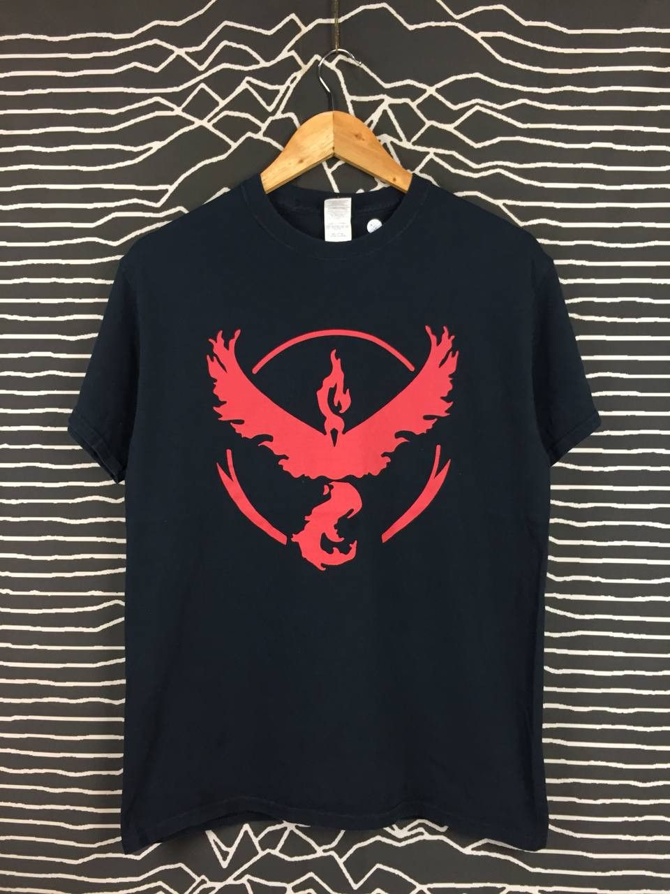 Anime × Nintendo × Pokemon Pokemon Go Team Valor Big Logo Mobile Game Tee Size US M / EU 48-50 / 2 - 1 Thumbnail