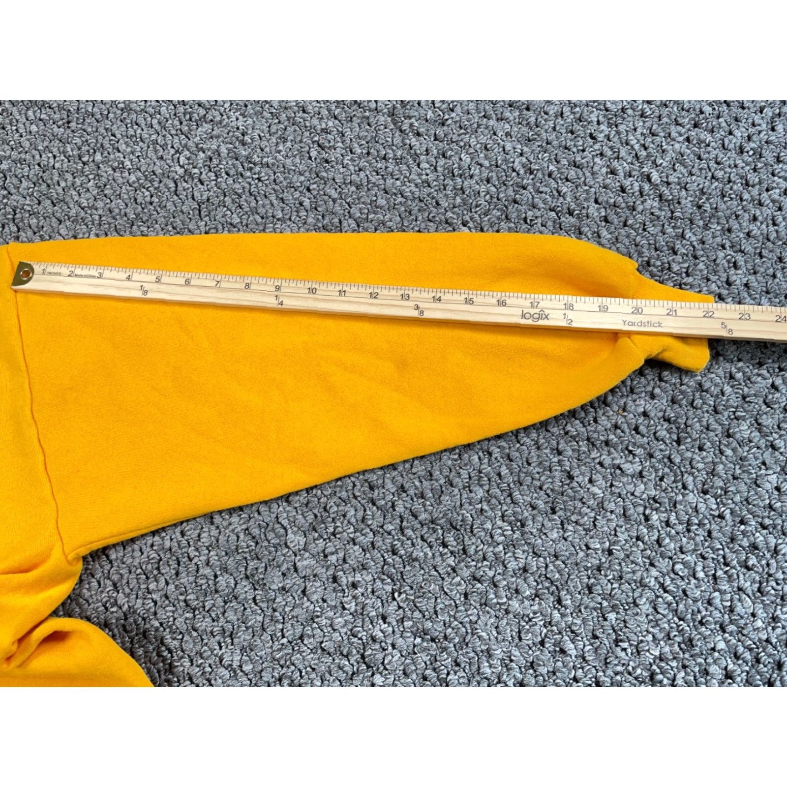 Jerzees VTG Africa My People Map Print Sweatshirt Adult Large Dark Yellow USA Made 50-50 Adults Large Yellow 90s Retro Jerzees Sweatshirt Mens Size US L / EU 52-54 / 3 - 7 Thumbnail