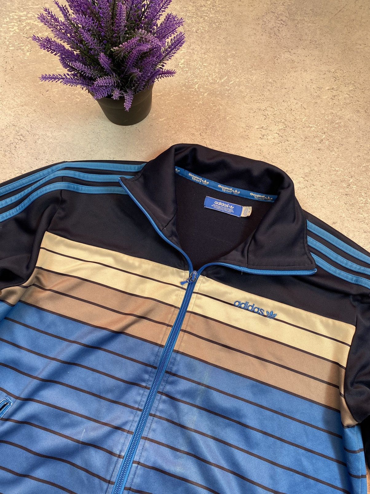 Adidas × Vintage Adidas men’s blue full zip up hoodie size medium Size US M / EU 48-50 / 2 - 5 Thumbnail