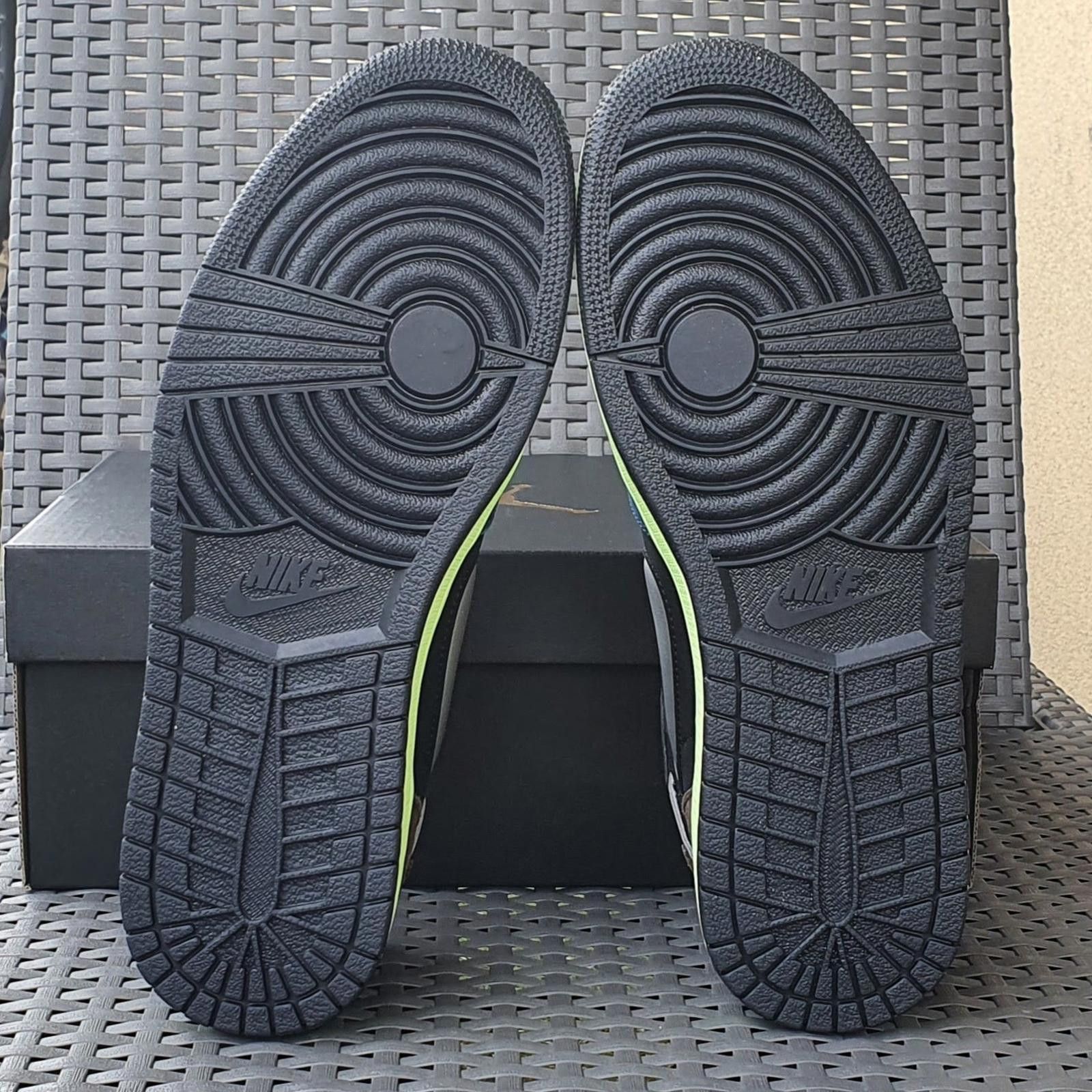 Jordan Brand Size 11.5 - Air Jordan 1 FlyEase Low Tokyo Bio Hack Size US 11.5 / EU 44-45 - 6 Thumbnail