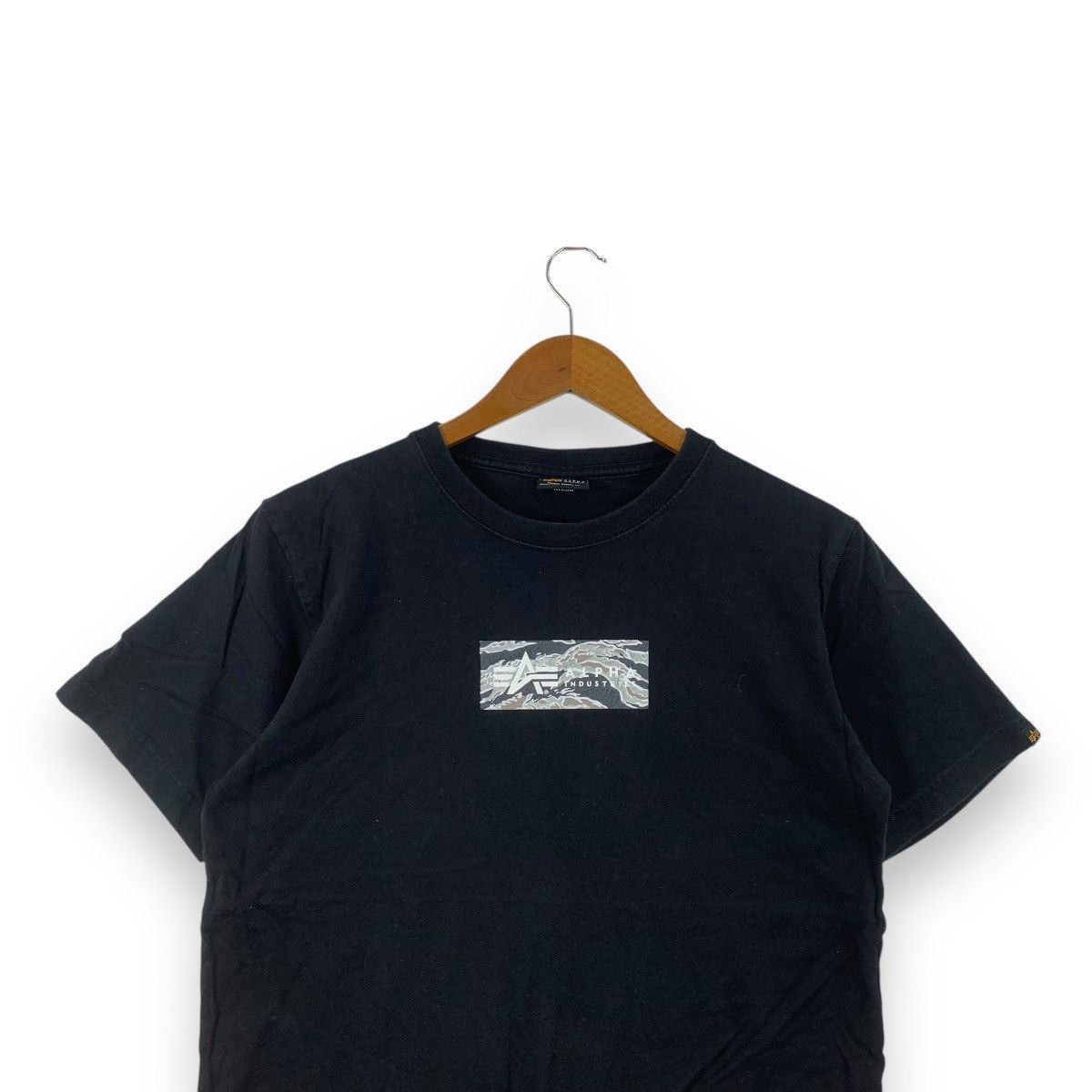Alpha Industries Vintage ALPHA INDUSTRIES MILITARY Box Logo Tee Shirt Top Size US M / EU 48-50 / 2 - 2 Thumbnail