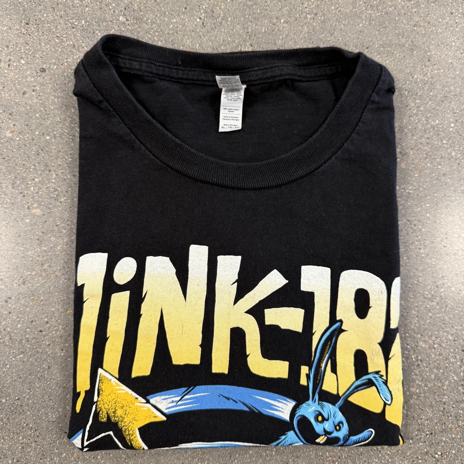 Designer Vintage Blink-182 20 Years Promo T-Shirt NWOT XL Size US XL / EU 56 / 4 - 7 Thumbnail
