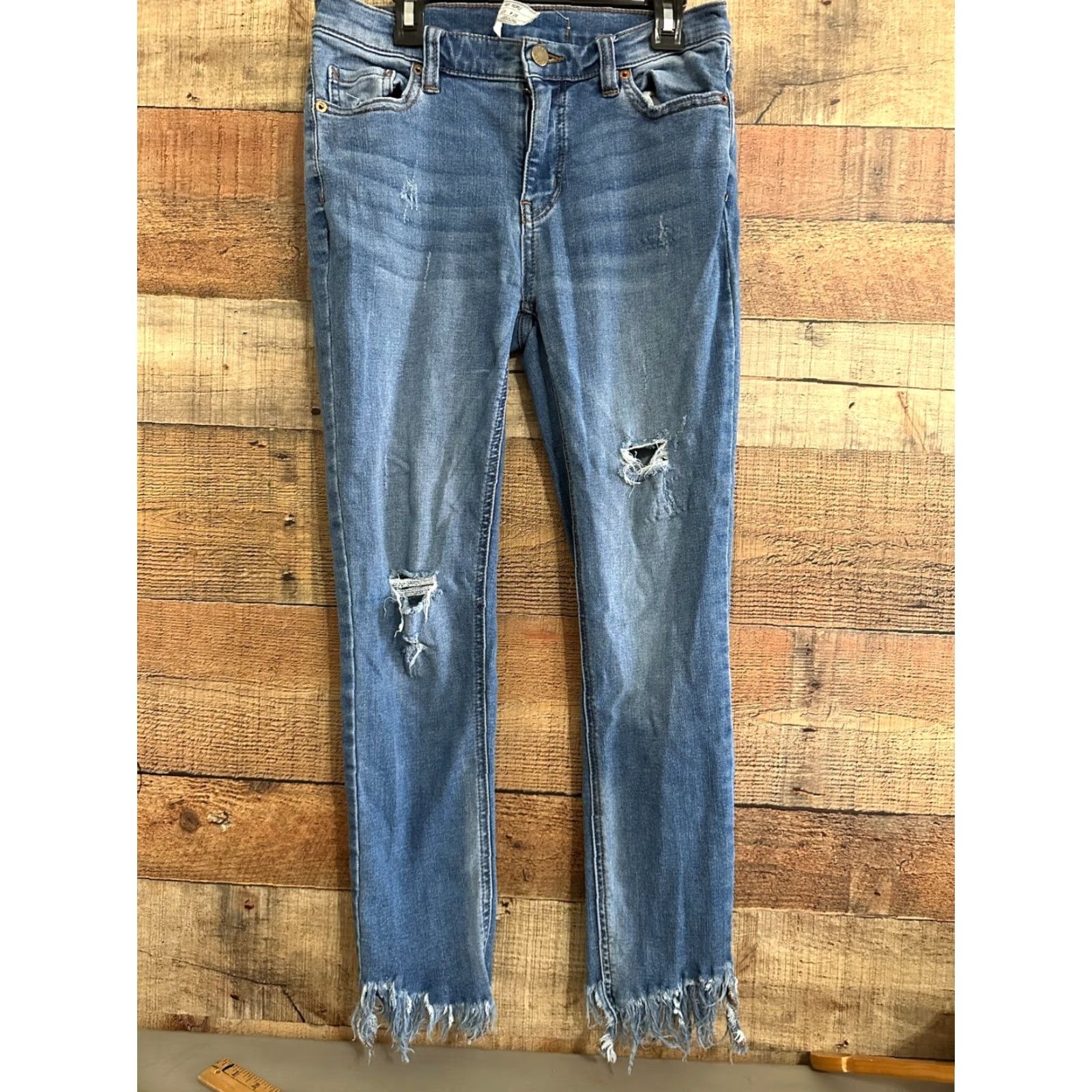 Free People Free People Jeans Skinny Women 26 Blue Frayed Hem Stretch Denim High Rise Slim Jeans Modern 61855-16515125 Size 26" / US 2 / IT 38 - 2 Thumbnail