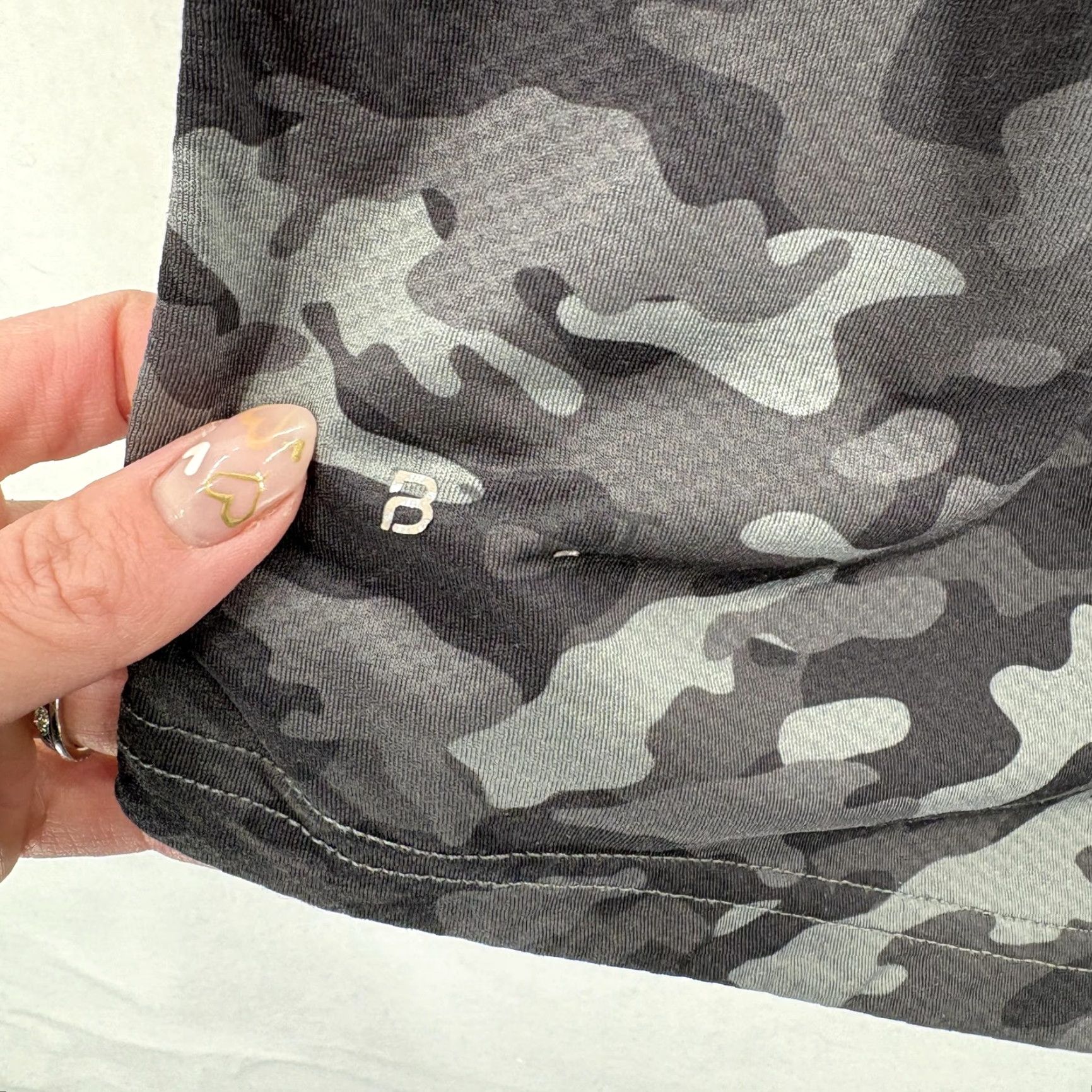 Vintage BYLT Shirt Mens M Gray Camouflage Short Sleeve Crew Neck Athletic T-Shirt Gym Training Performance Drop-Cut Size US M / EU 48-50 / 2 - 5 Thumbnail