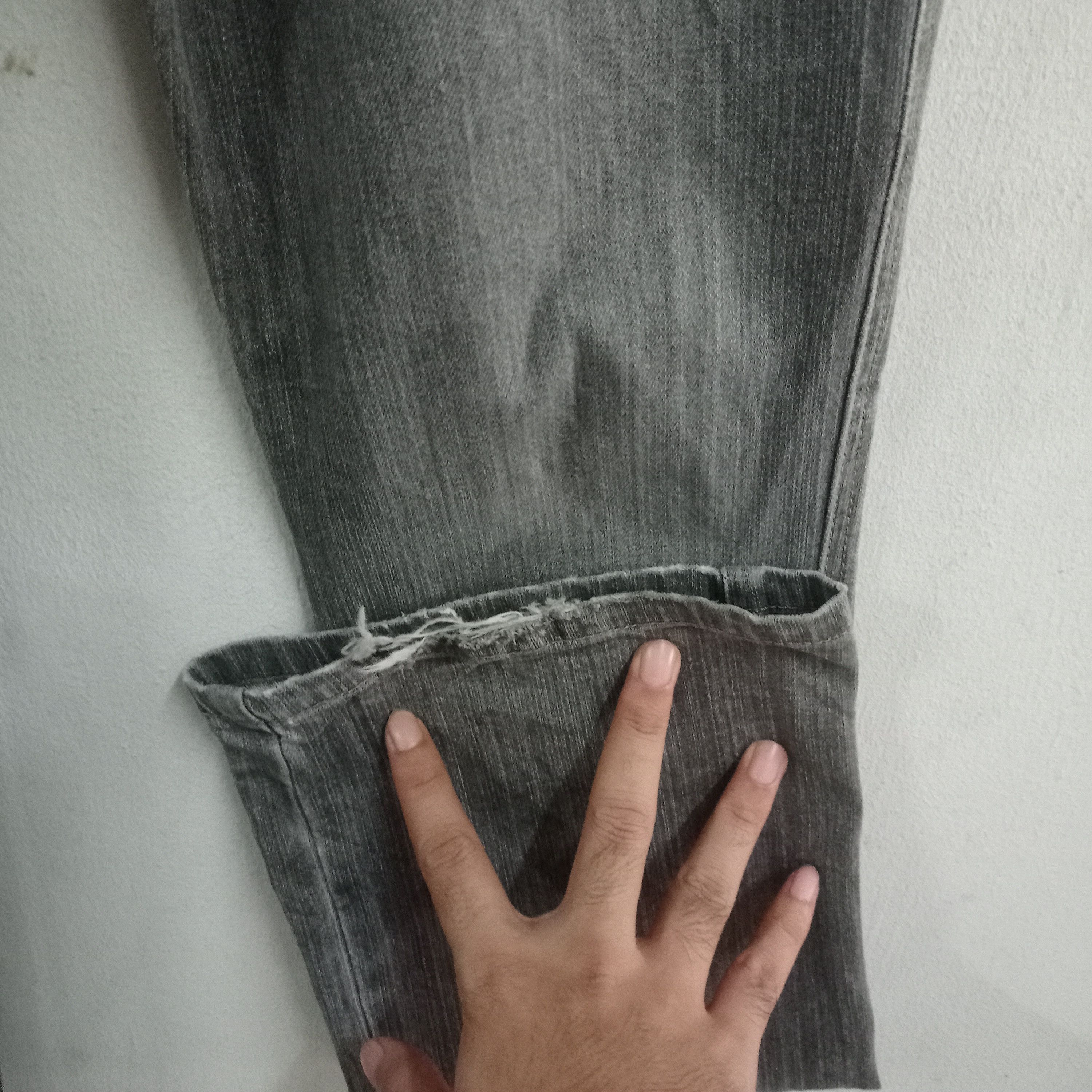 Japanese Brand Vintage Japanese Brand Faded Style Flare Jeans Size 28" / US 6 / IT 42 - 5 Thumbnail