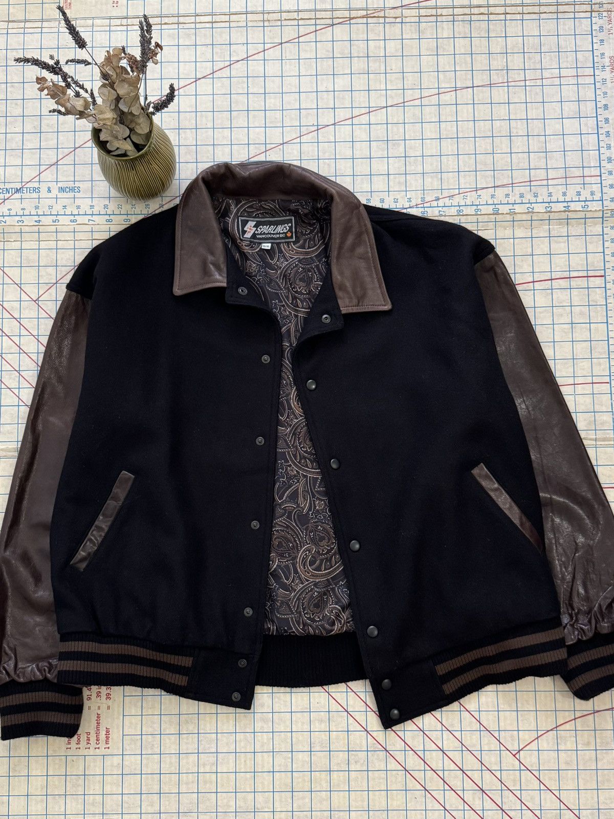 Vintage Vintage Sparlings Leather and Wool Bomber Jacket Mens XL Size US XL / EU 56 / 4 - 6 Thumbnail