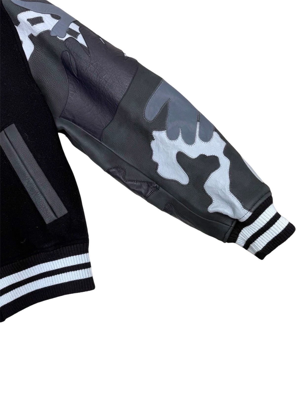Louis Vuitton Louis Vuitton 56 Chains Camo Varsity Wool Leather Jacket Size US XL / EU 56 / 4 - 5 Thumbnail