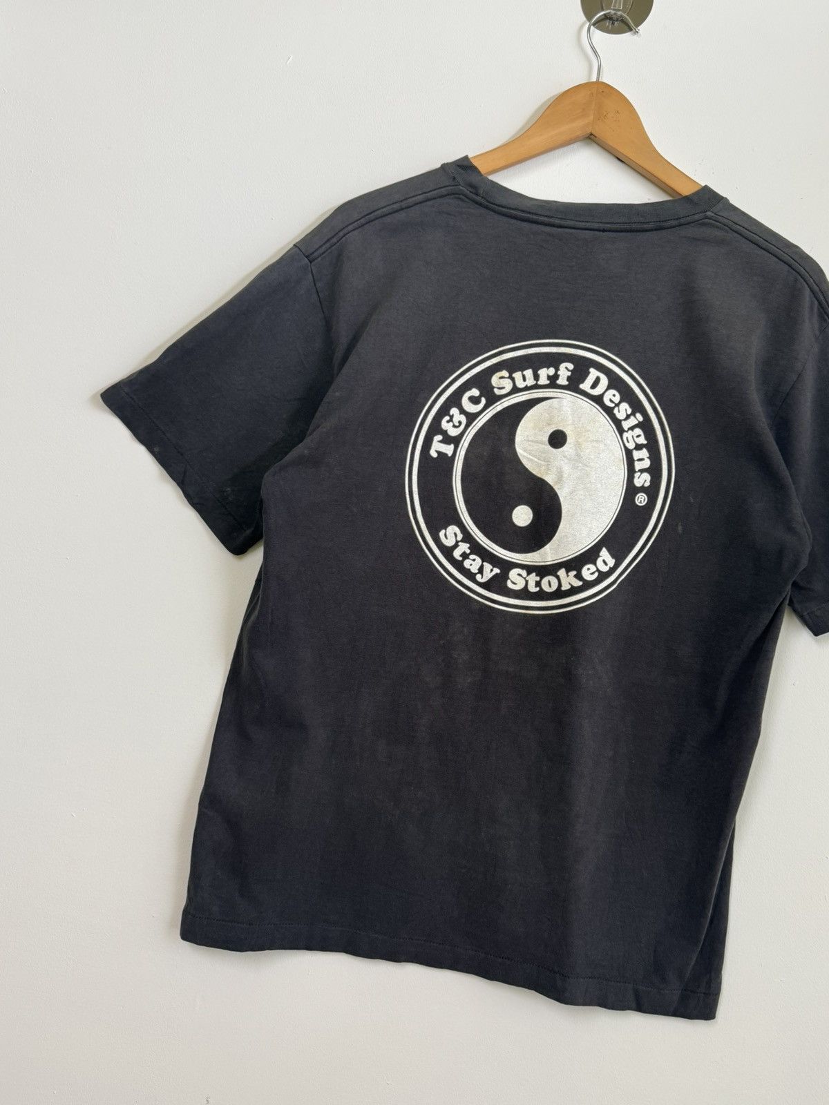 Japanese Brand Vintage T&C SURF Design Single Stitch Sun Faded Hawaii Tee Size US M / EU 48-50 / 2 - 7 Thumbnail