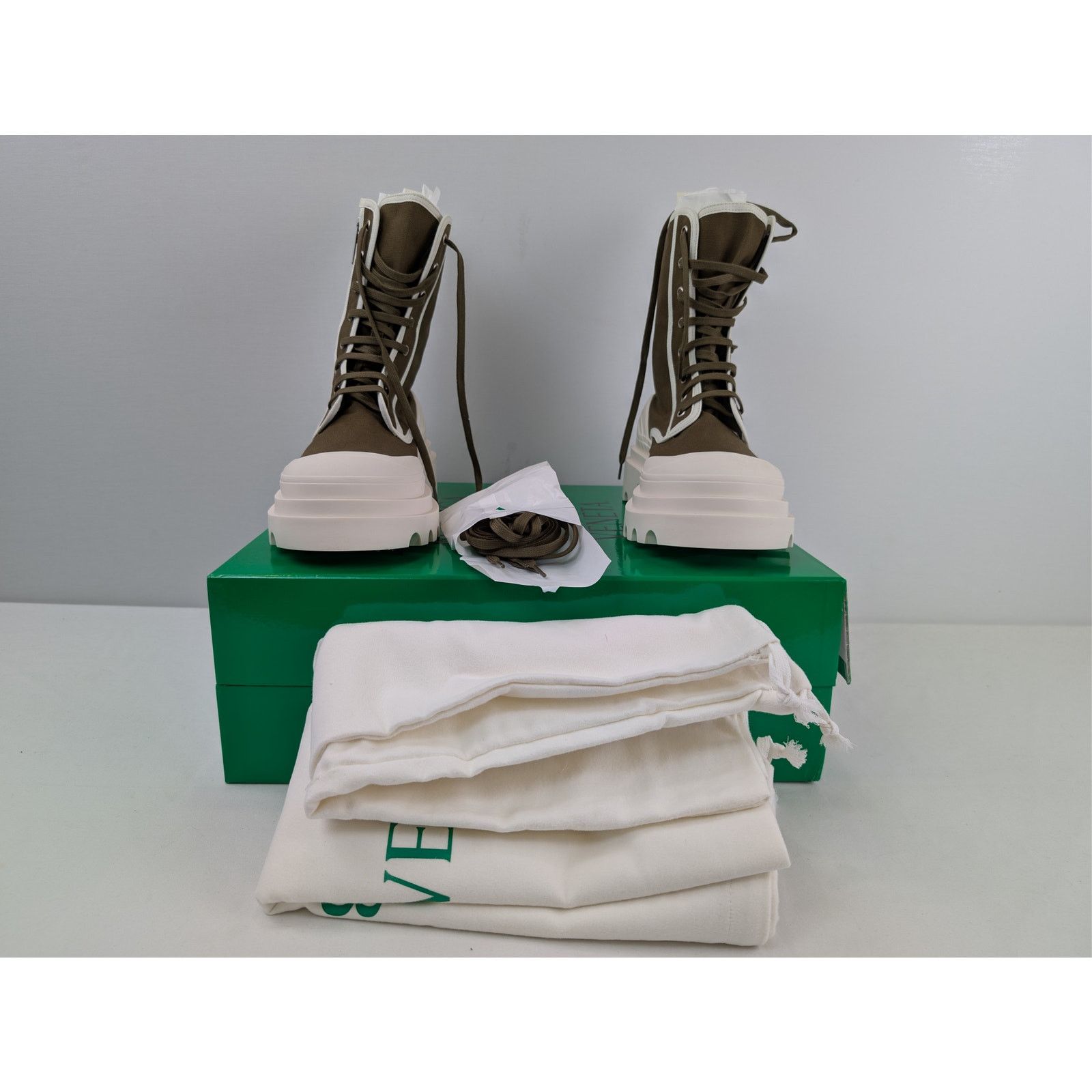 Bottega Veneta o1rshd1 Q:2 / Canvas Boots Fabric in Liana-White Size US 11 / EU 44 - 16 Thumbnail