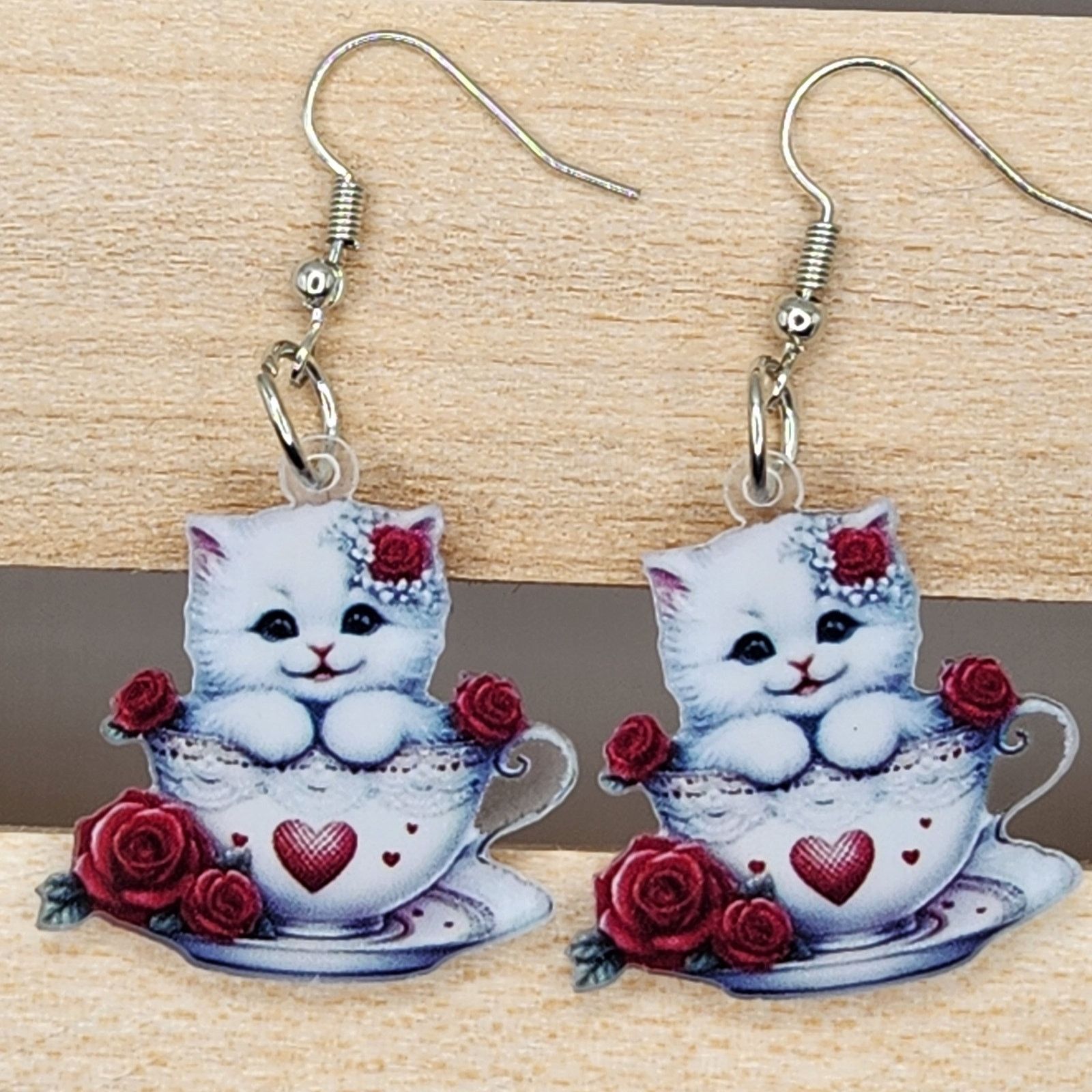 Other White Cat in Teacup Acrylic Earrings with Red Roses Size ONE SIZE - 2 Thumbnail