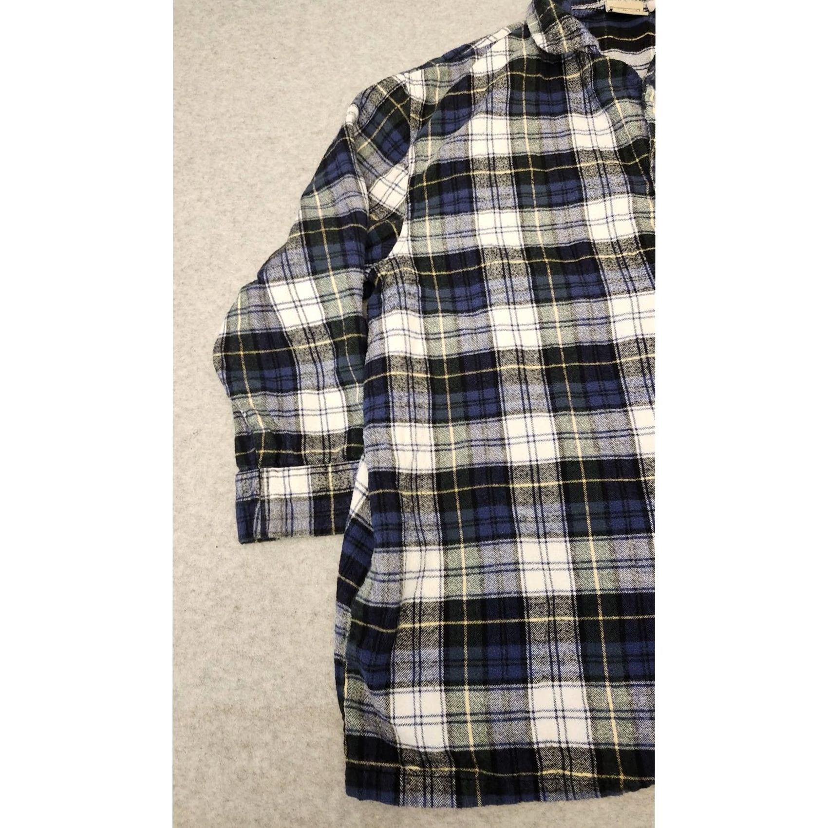 Vintage VINTAGE? No. LL Bean Shirt Mens Large Blue Green Plaid Flannel Button Front L REG Size US L / EU 52-54 / 3 - 4 Thumbnail