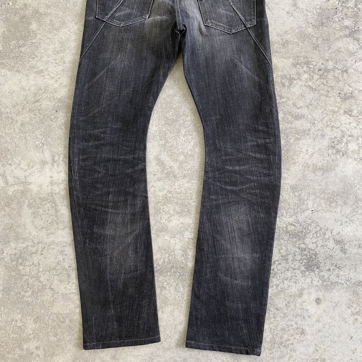 Tornado Mart 2000’s Tornado Mart Made In Japan Curved Leg Denim Jeans Size US 30 / EU 46 - 13 Thumbnail