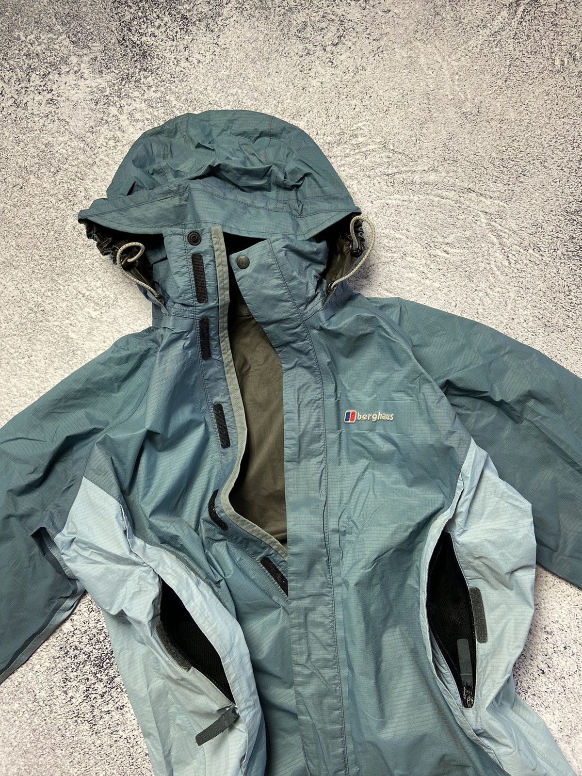 Berghaus Rare Berghaus Gore Tex Jacket Outdoor Rain Coat Gorpcore Size US S / EU 44-46 / 1 - 19 Thumbnail