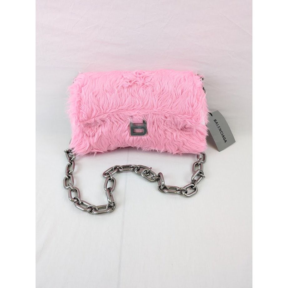 Balenciaga o1rshd1 Size: OS / Fake Fur Shoulder Bag in Pink Size ONE SIZE - 1 Thumbnail