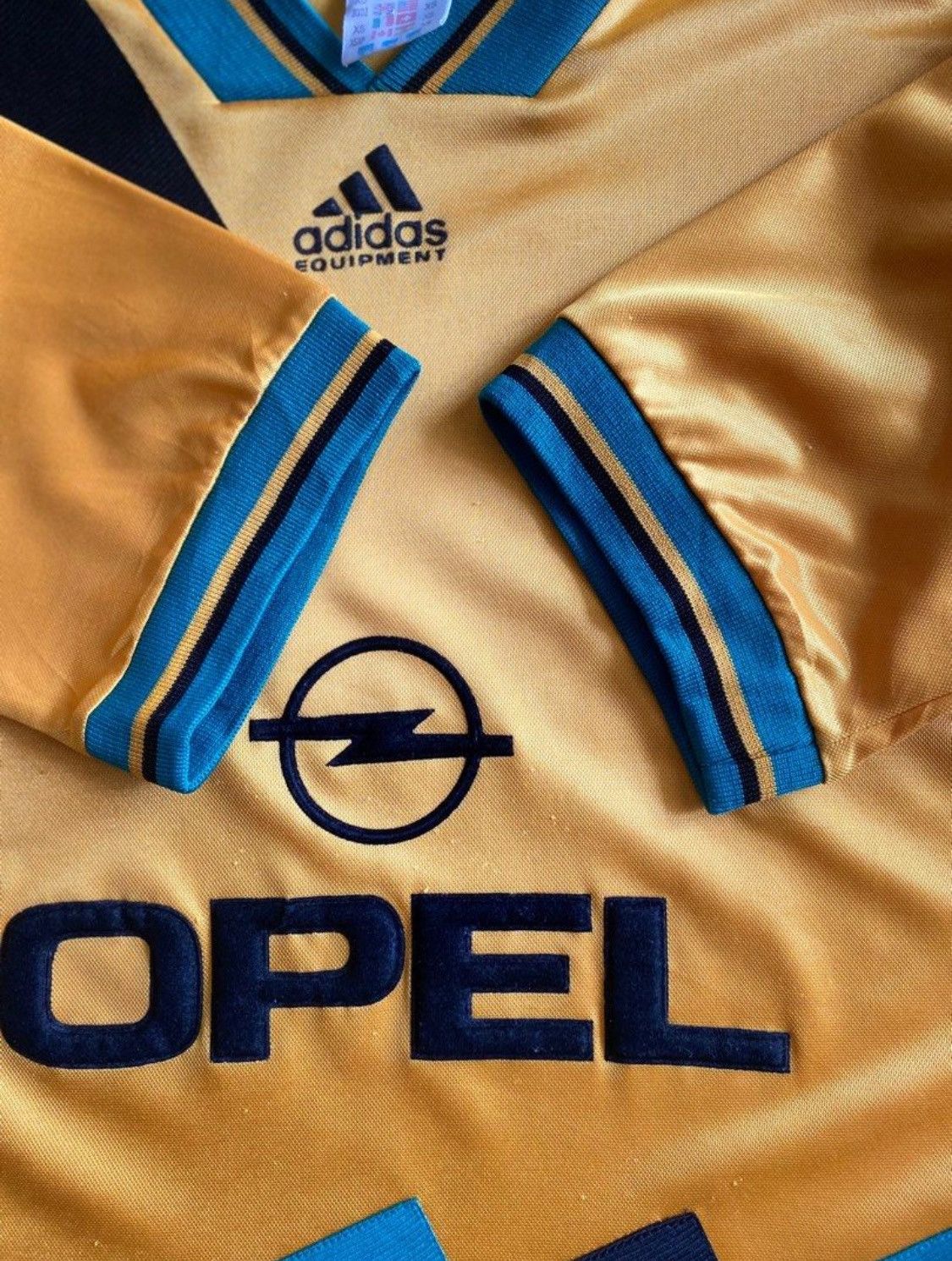 Adidas Vintage 1993/94 Bayern Munich “Opel” Yellow Away Jersey Size US XS / EU 42 / 0 - 4 Thumbnail