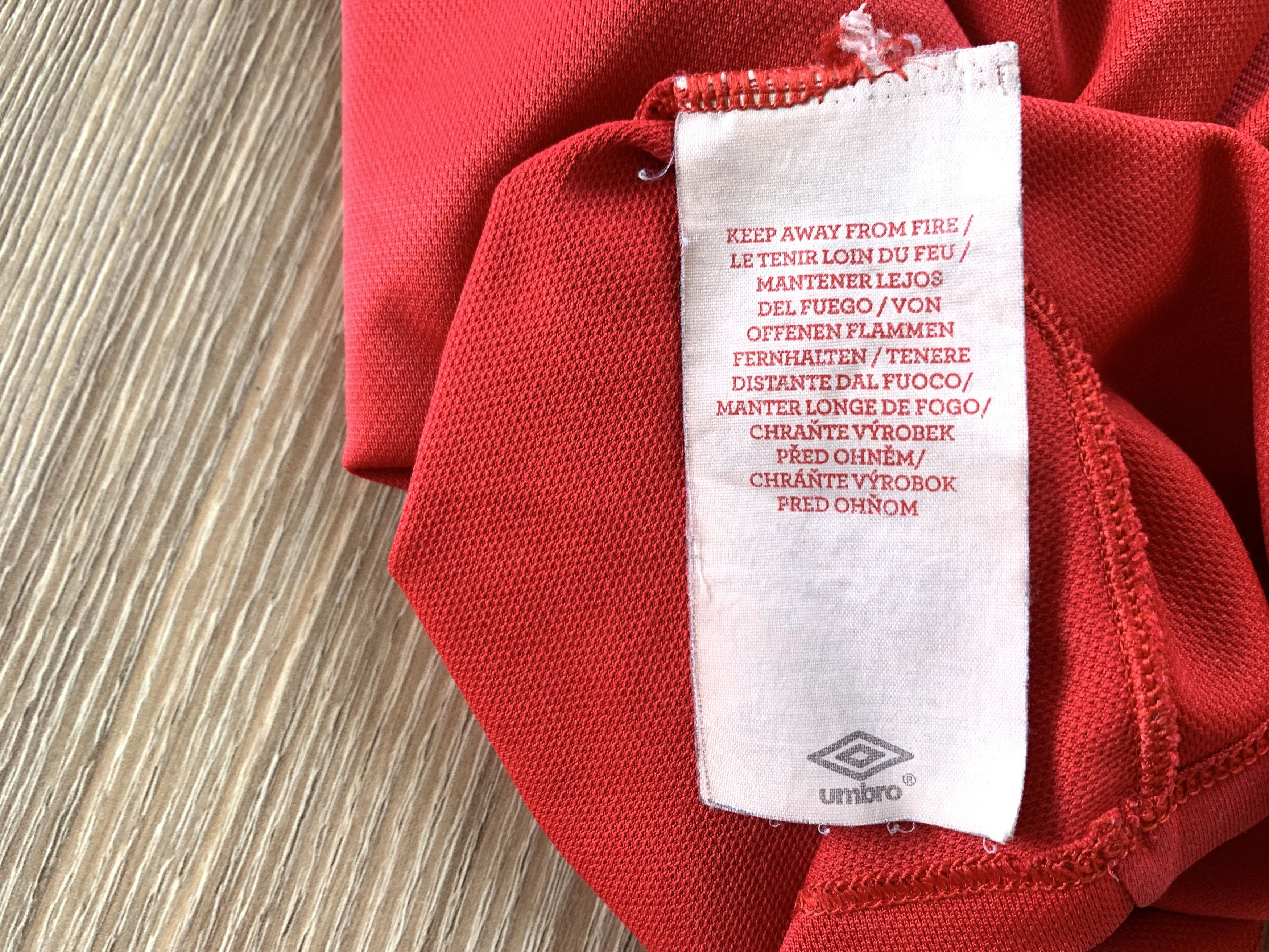Umbro Umbro England Jersey Red Size US S / EU 44-46 / 1 - 6 Thumbnail
