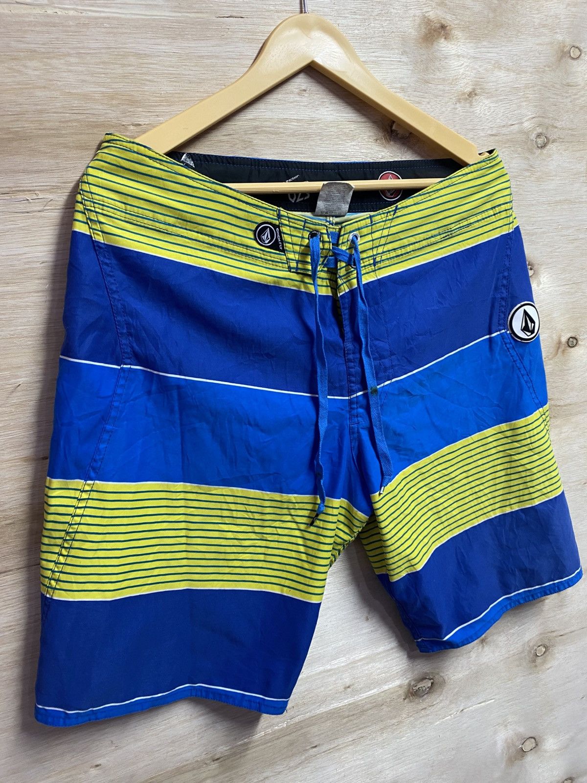 Volcom Volcom Striped Two Way Stretch Pure Function board shorts Size US 34 / EU 50 - 3 Thumbnail