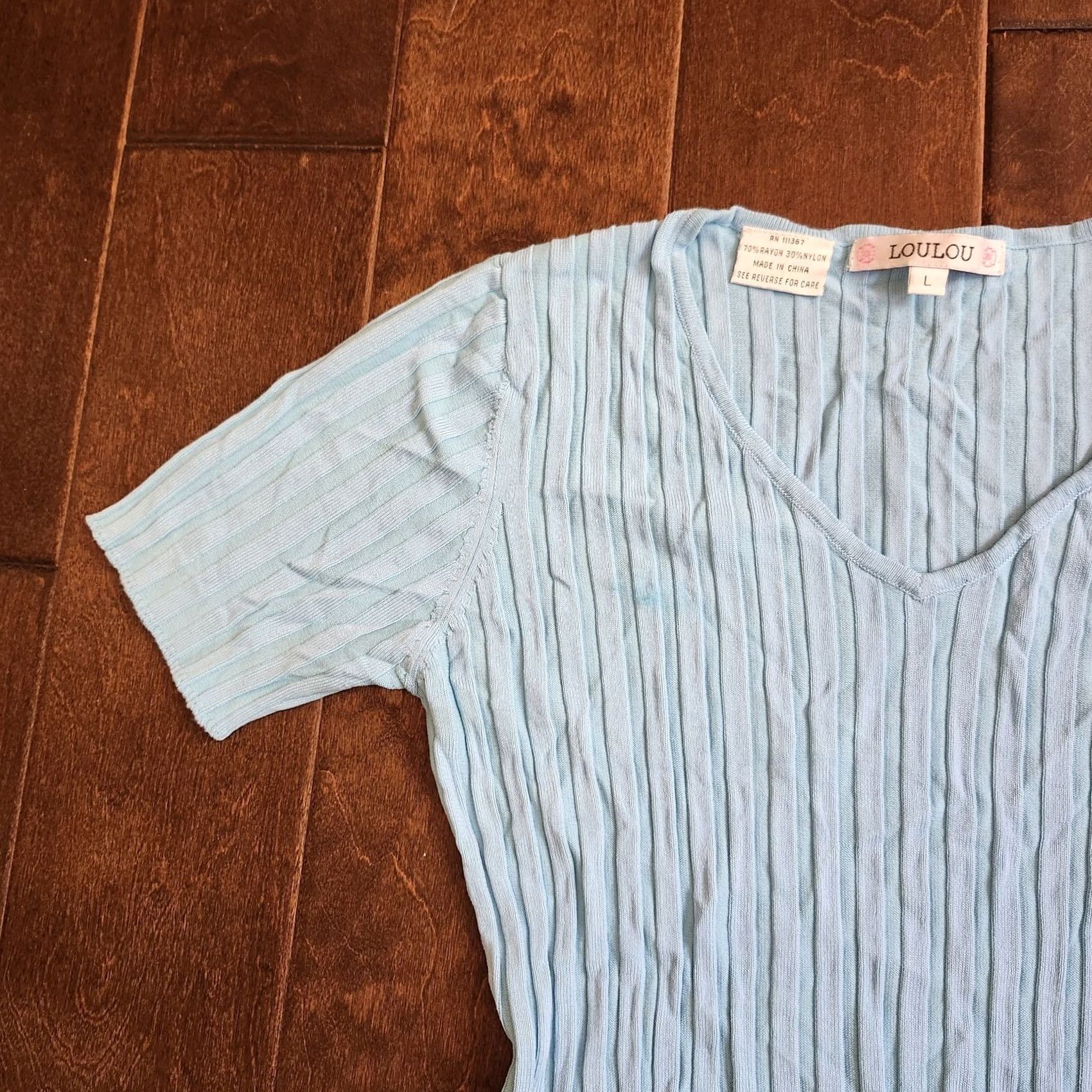 Vintage Lou Lou Women's Junior V-Neck Blue Ribbed Top Short Sleeve Pullover L Size L / US 10 / IT 46 - 3 Thumbnail