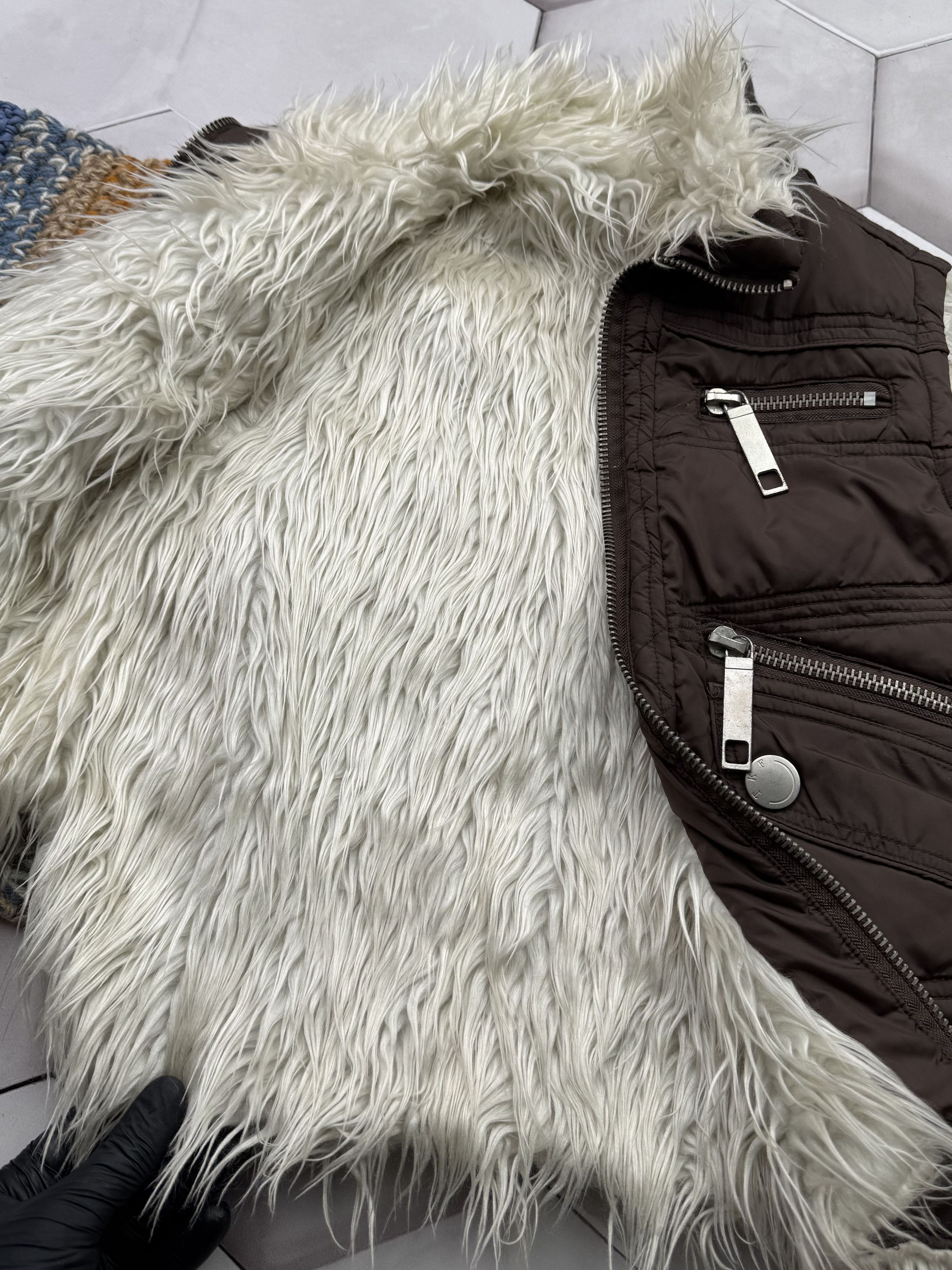 Vintage Vintage Faux Fur Details Vest With Zipper (E4) Size XS / US 0-2 / IT 36-38 - 4 Thumbnail