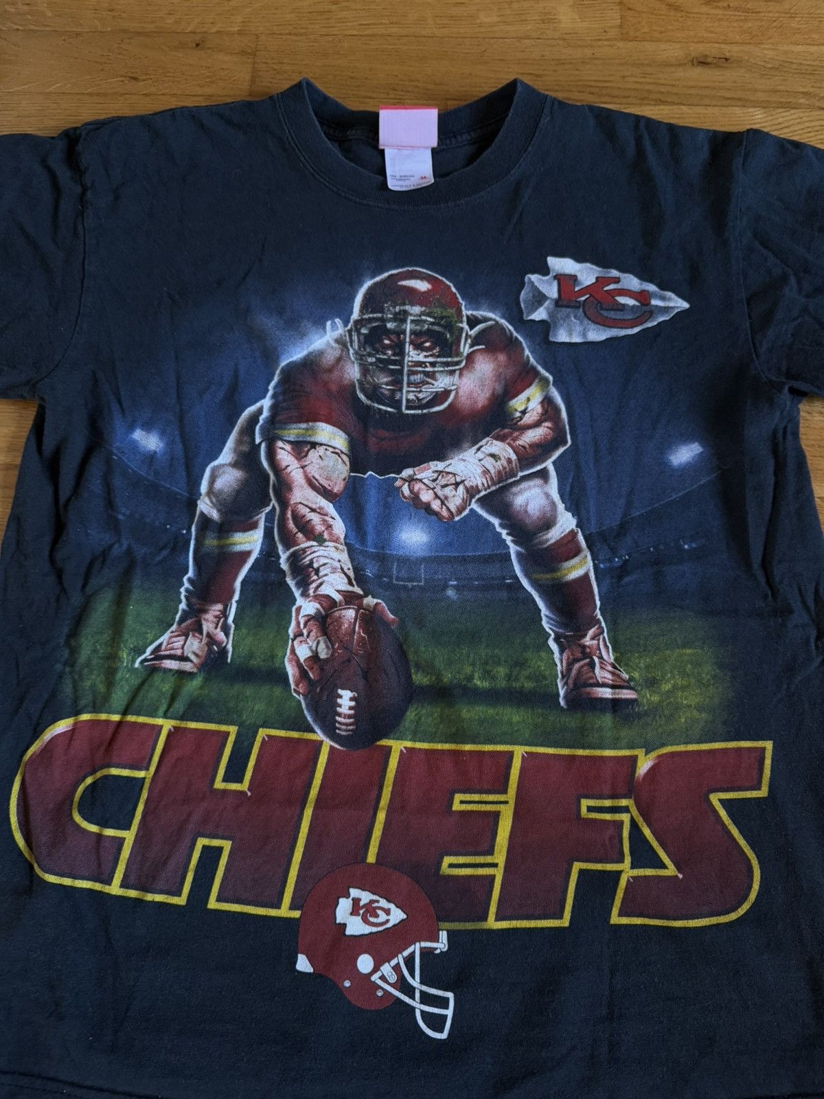 NFL × Vintage Vintage Kansas City Chiefs NFL Graphic Tee Size L Size US M / EU 48-50 / 2 - 4 Thumbnail