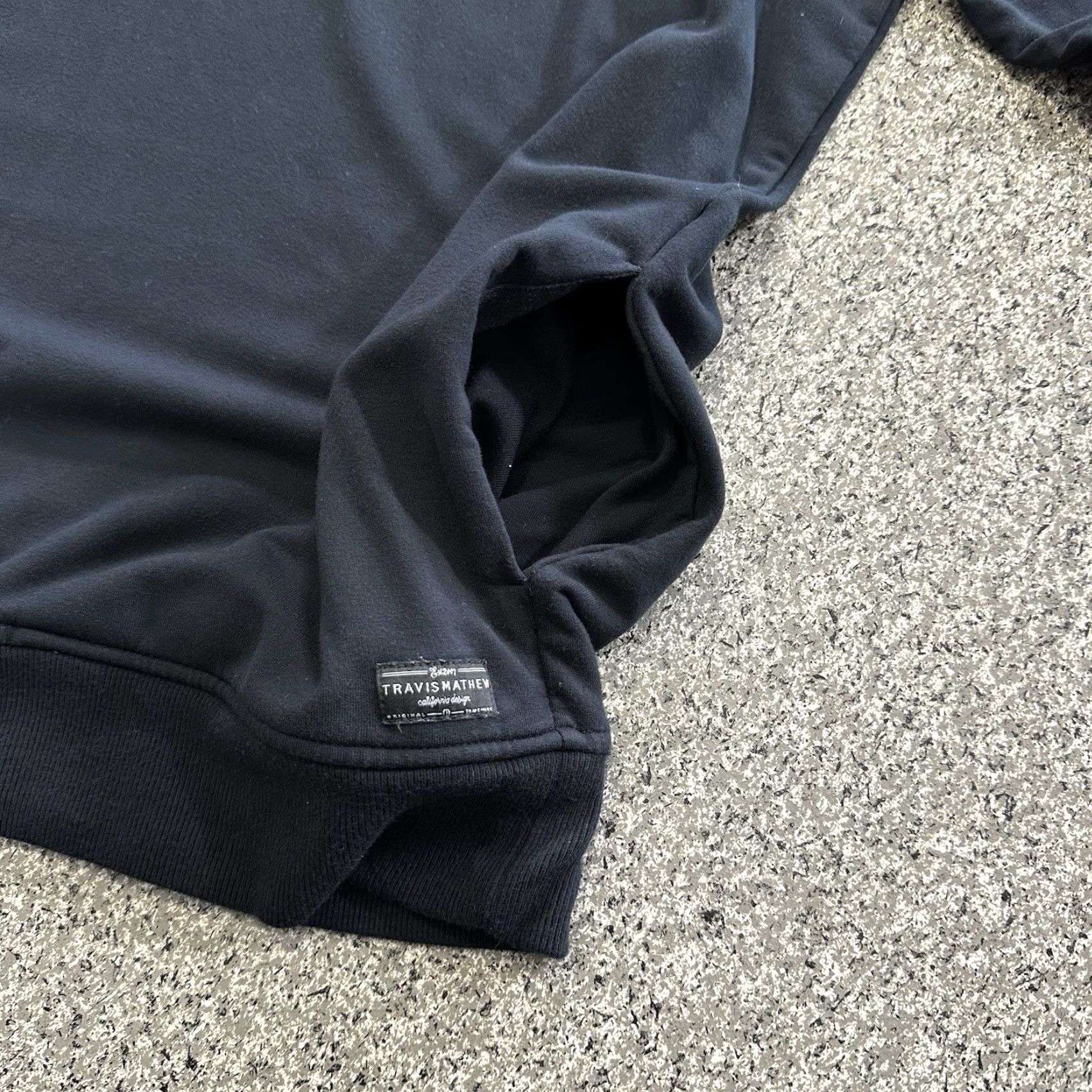 TravisMathew Travis Mathew Quarter Zip Pullover Mens XL Black Sweatshirt Golf Day­ton Size US XL / EU 56 / 4 - 6 Thumbnail