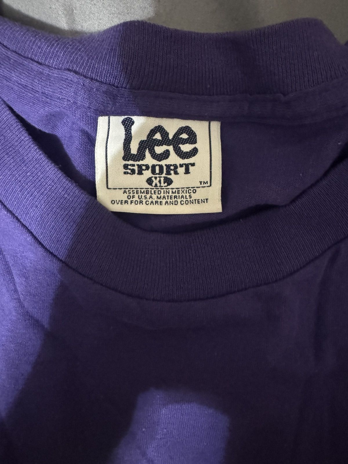 Vintage Vintage Lee Lakers T-shirt Size US XL / EU 56 / 4 - 3 Thumbnail