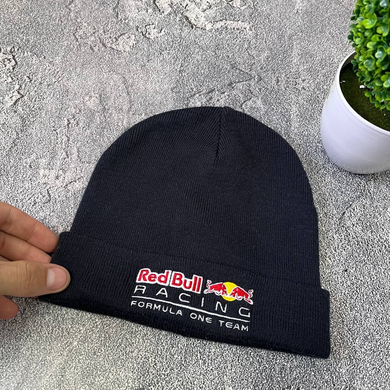 Red Bull Red Bull Racing F1 Formula One Team Beanie Winter Hat Size ONE SIZE - 2 Thumbnail