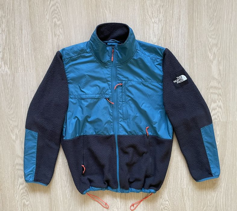 The North Face THE NORTH FACE VINTAGE OVERSIZE TEDDY FLEECE LIGHT ...