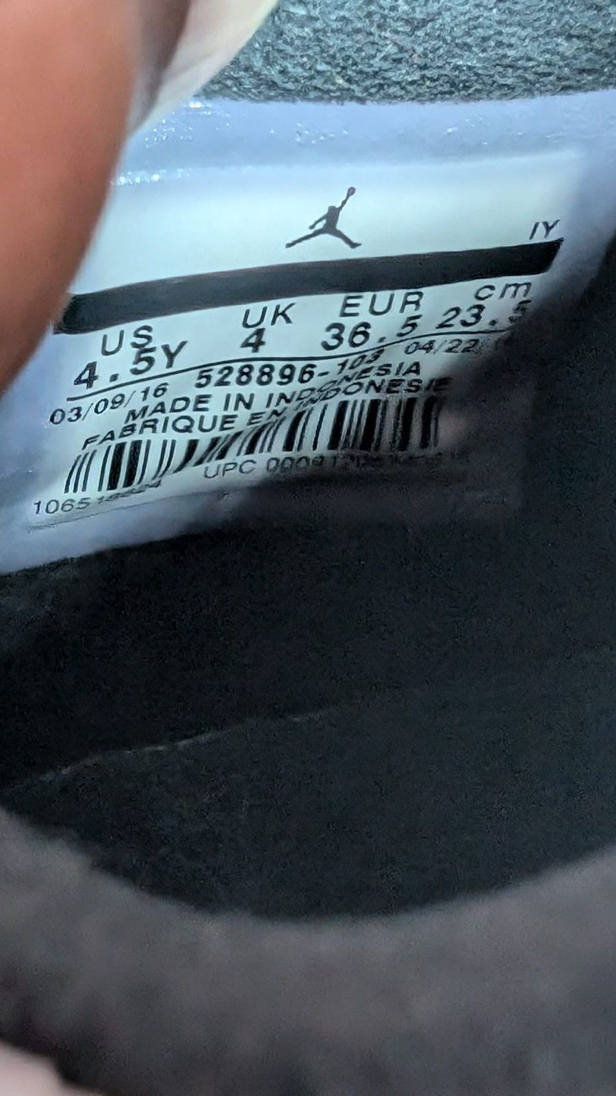 Jordan Brand Size 4.5 (GS) - Jordan 11 Retro Mid Closing Ceremony Size US 5 / EU 37 - 7 Thumbnail