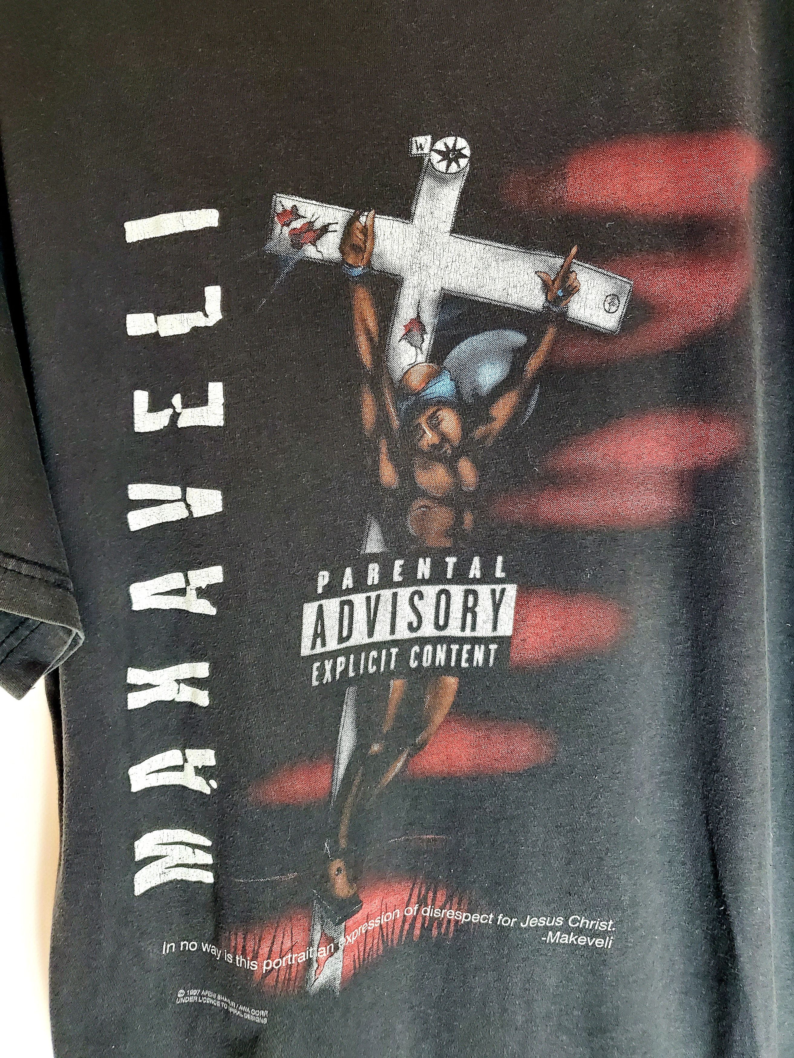 Rap Tees Vintage 90s Makaveli Family Tshirt rap tee size L Size US L / EU 52-54 / 3 - 7 Thumbnail