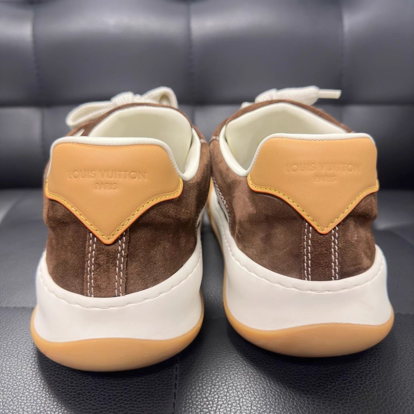 Louis Vuitton LV Louis Vuitton 25 NewSuede Low-Top Sneakers Brown 40.5 Size US 7 / EU 40 - 5 Thumbnail