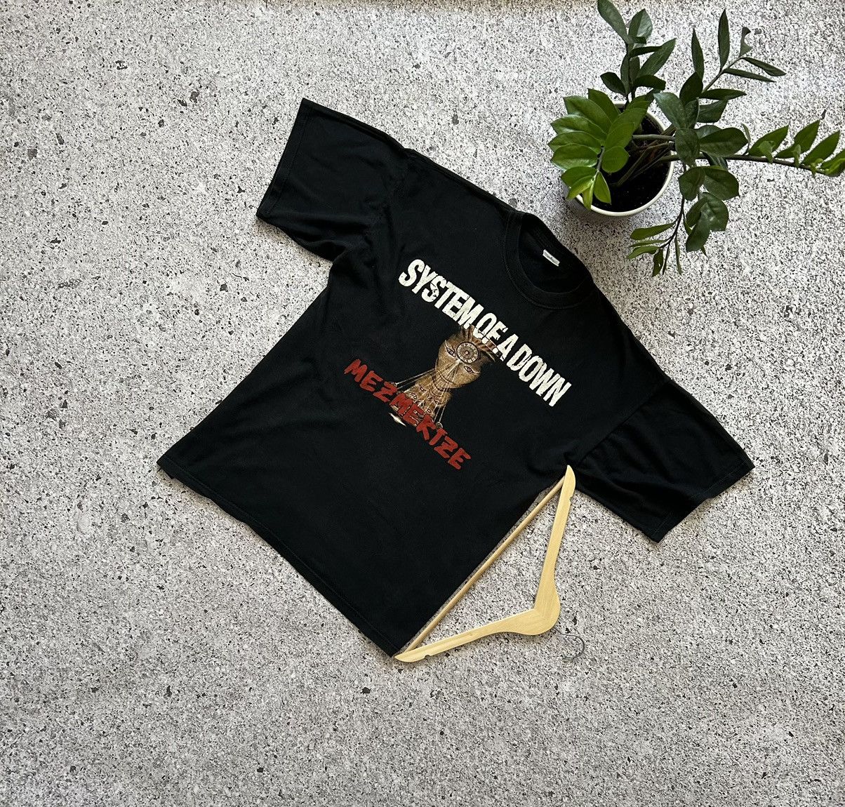 Band Tees × Vintage Vintage 2005 System Of A Down ‘Mezmerize’ T-Shirt Size US XL / EU 56 / 4 - 1 Thumbnail