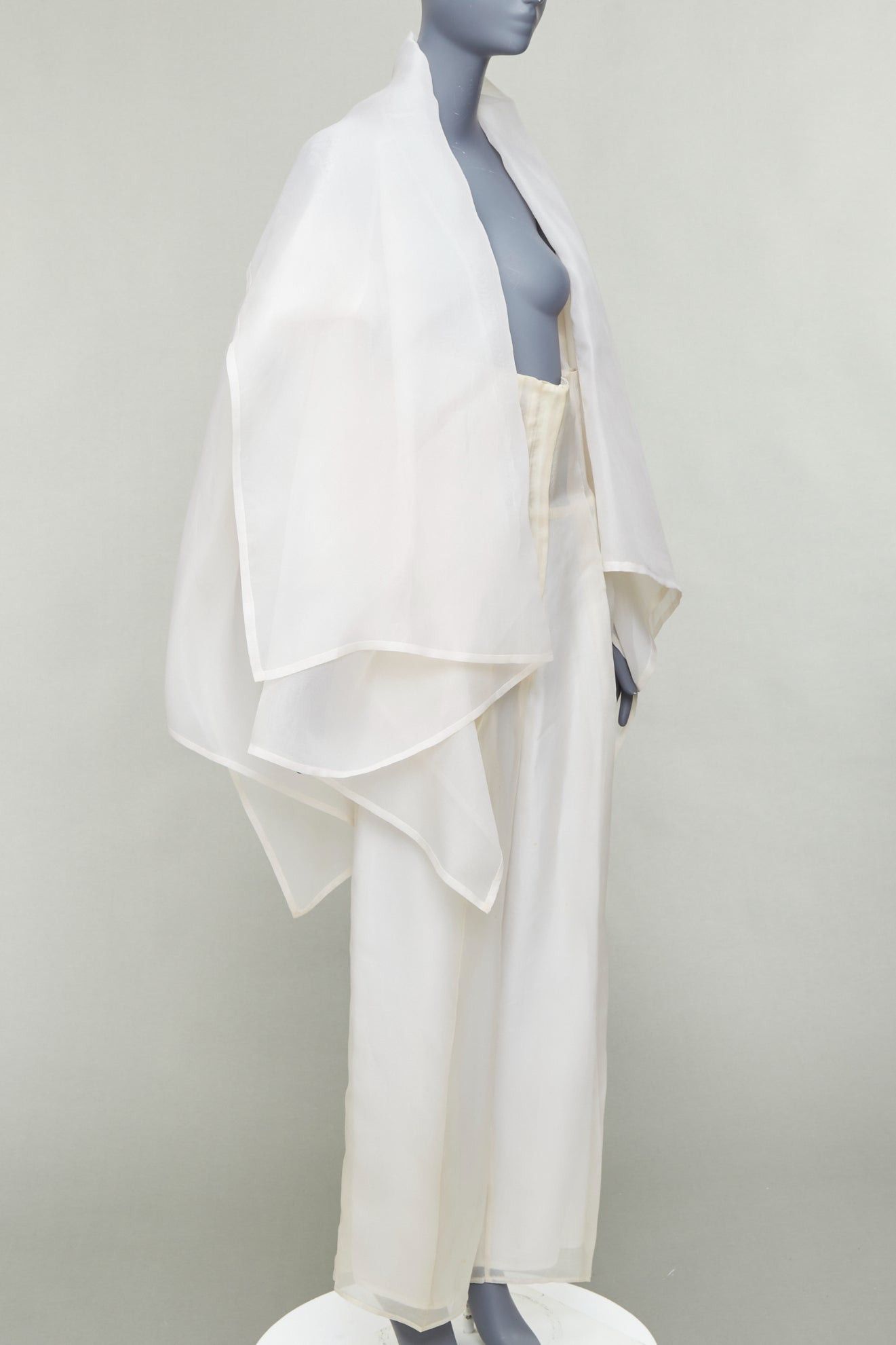 Dolce & Gabbana rare DOLCE GABBANA Vintage ivory silk oversized coat wide leg crop pants suit IT40 S Size 28" / US 6 / IT 42 - 1 Thumbnail