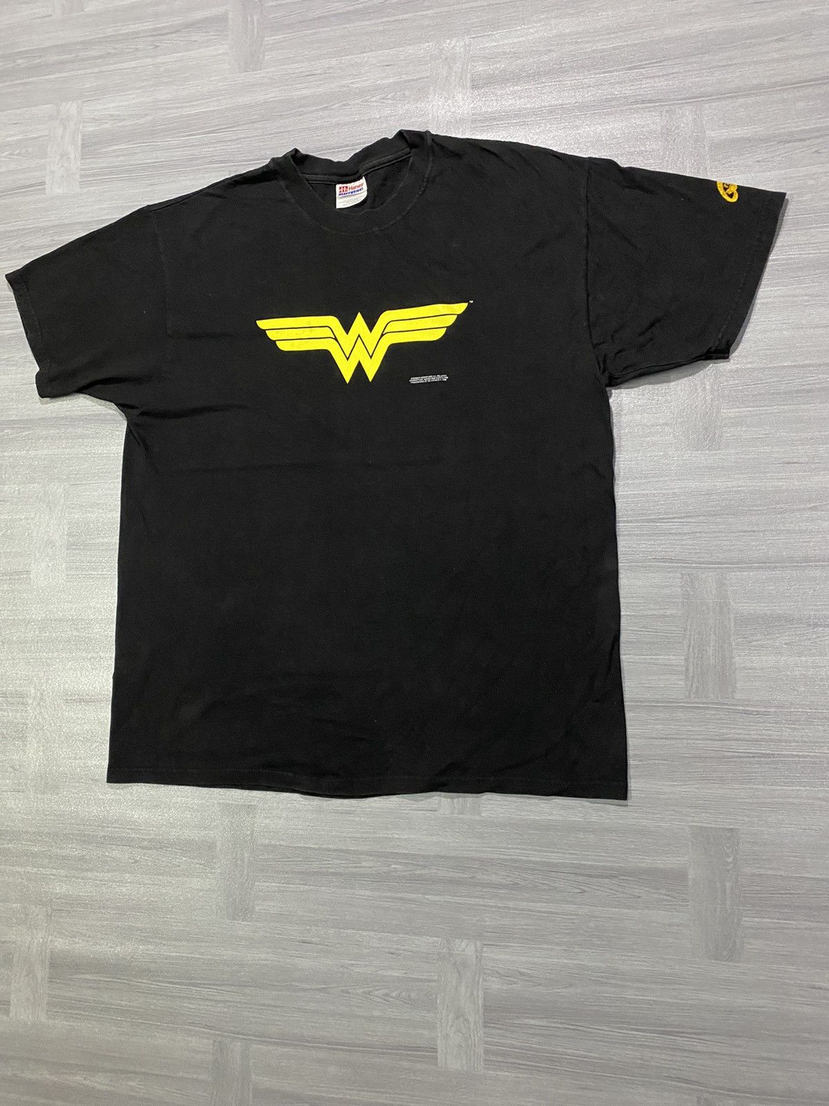 DC Comics Vintage 1996 Wonderwomen Logo T-Shirt Size US XL / EU 56 / 4 - 2 Thumbnail