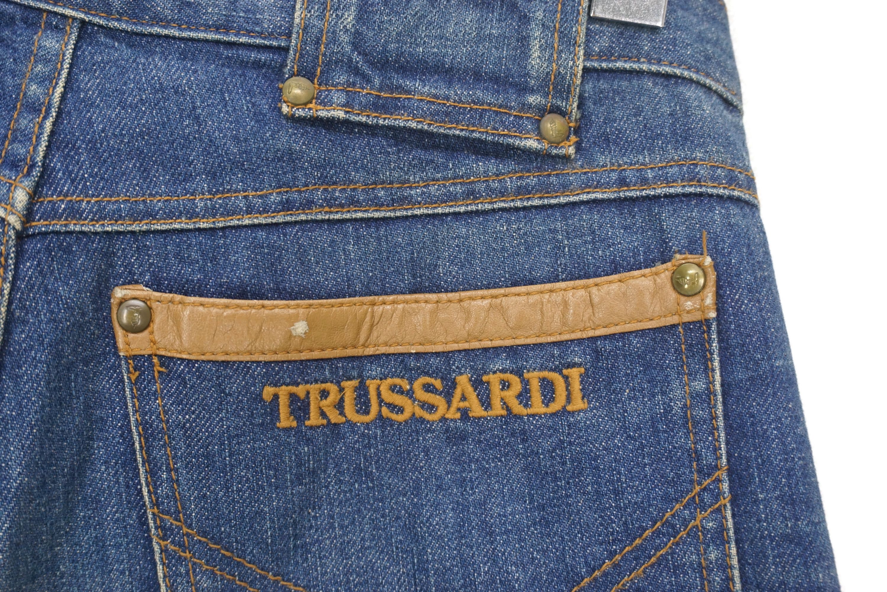 Trussardi Vintage Jeans Size W32xL30 High-Waisted Embroidered Logo Size US 32 / EU 48 - 9 Thumbnail