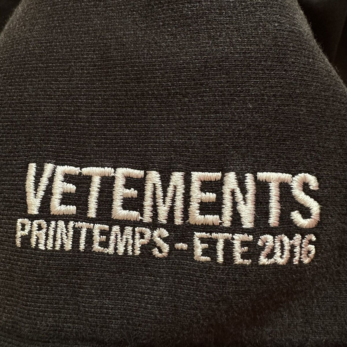 Vetements Vetements Titanic Hoodie SS15 Size US L / EU 52-54 / 3 - 6 Thumbnail