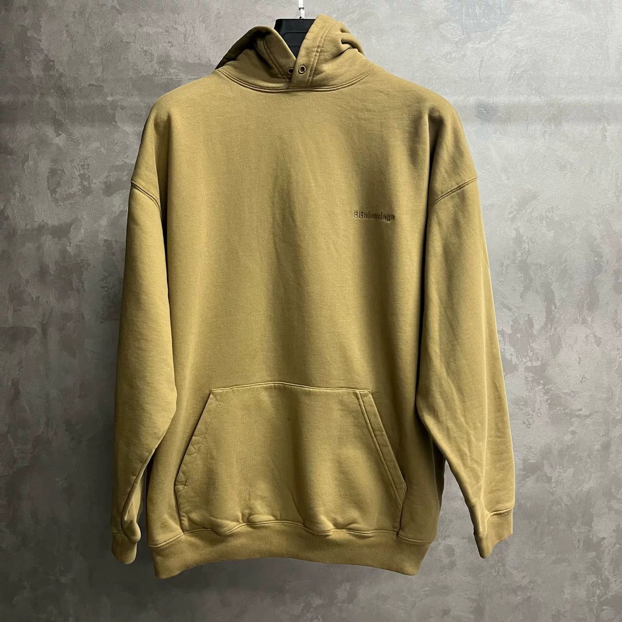 Balenciaga Balenciaga Beige Hooded Sweatshirt Size US L / EU 52-54 / 3 - 1 Thumbnail