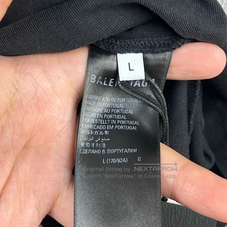 Balenciaga Balenciaga Logo Crystal-Studded Distressed Round Neck Shor Size US L / EU 52-54 / 3 - 5 Thumbnail