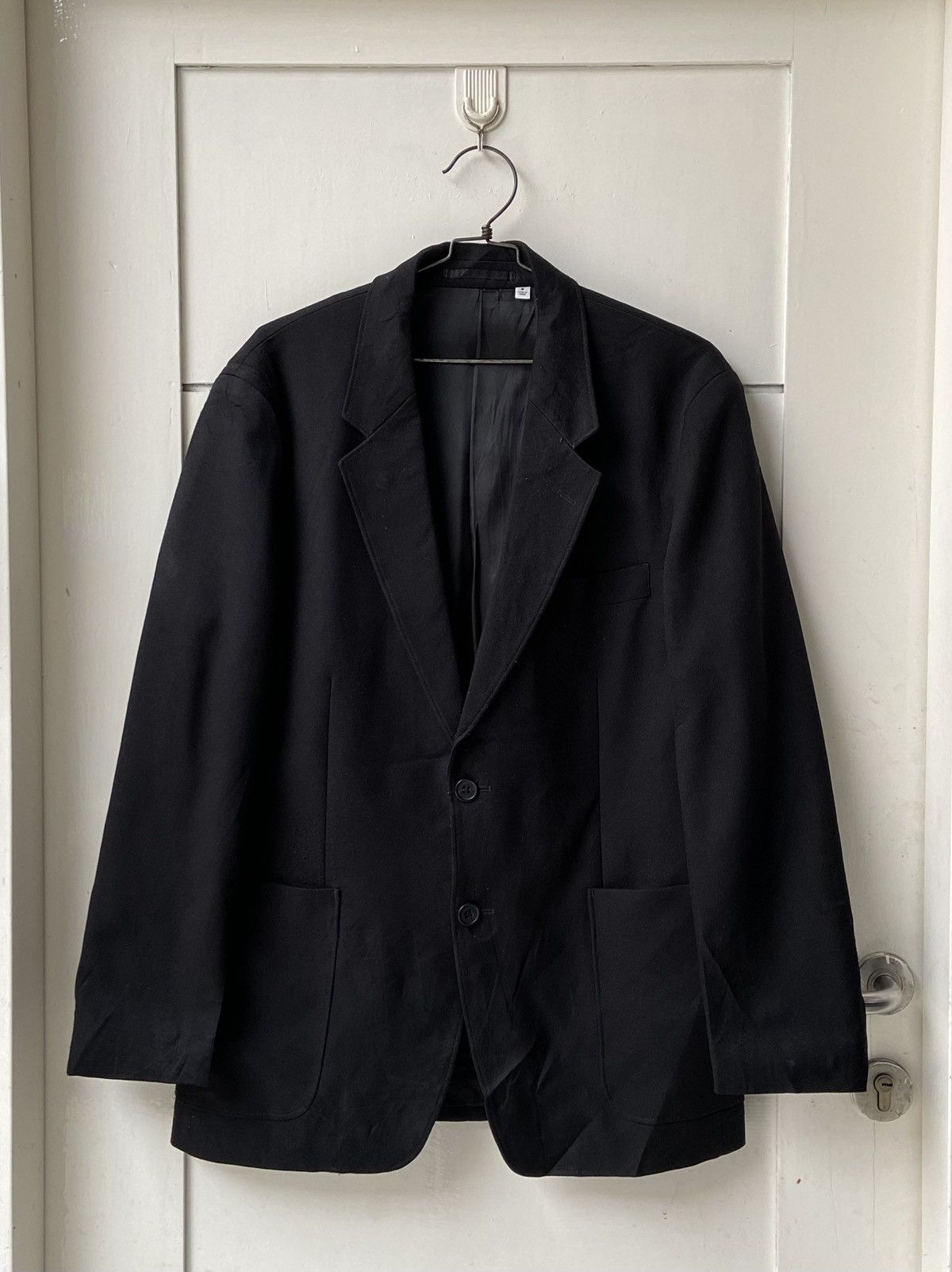 UNIQLO Black Suit