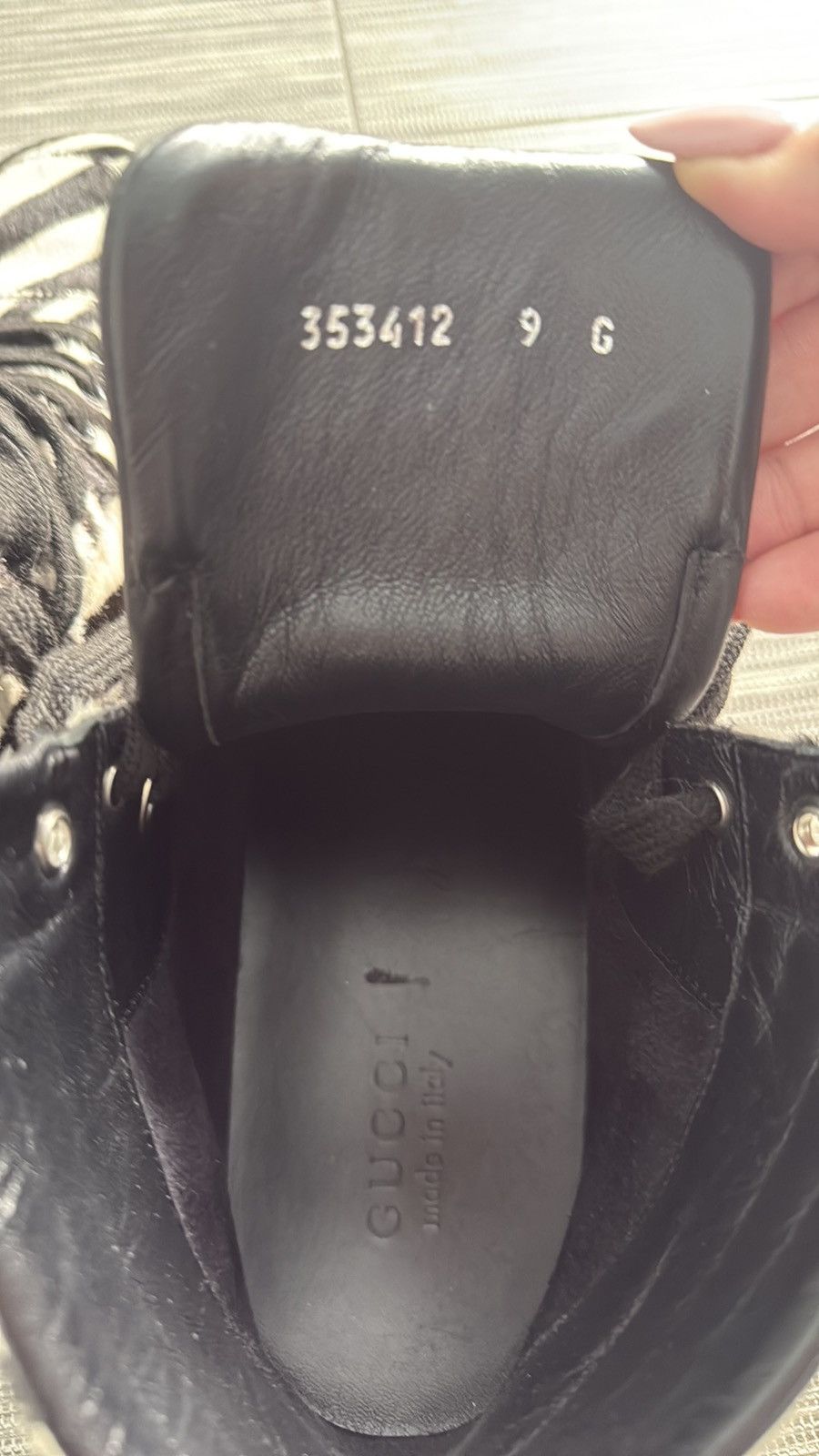 Gucci Gucci Pony Stripe Black White Blue Size US 10 / EU 43 - 4 Thumbnail