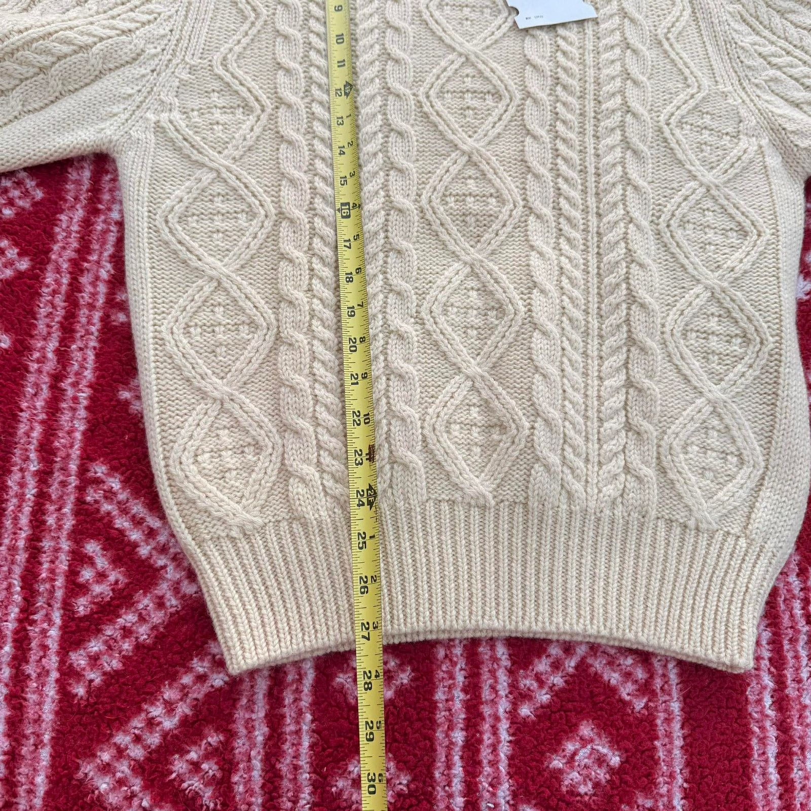 Lord & Taylor NWT Vintage Lord & Taylor Men's Medium Cable Knit Sweater Size US M / EU 48-50 / 2 - 6 Thumbnail