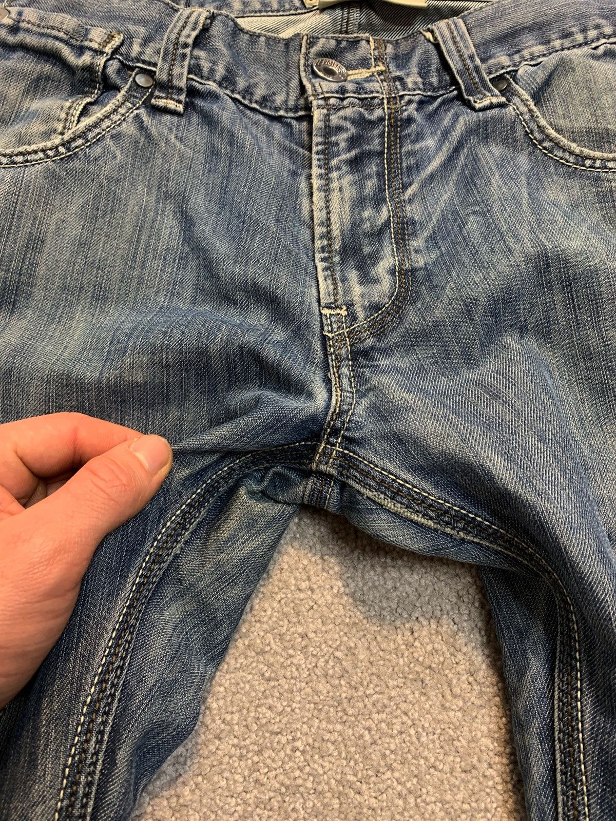 Levi's × Vintage Vintage Levi’s 514 Washed Blue Stone Denim Jeans 90s Baggy Size US 31 - 5 Thumbnail