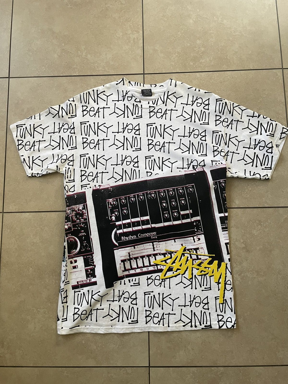 Stussy vintage stussy all over print radio tee shirt Size US L / EU 52-54 / 3 - 1 Thumbnail