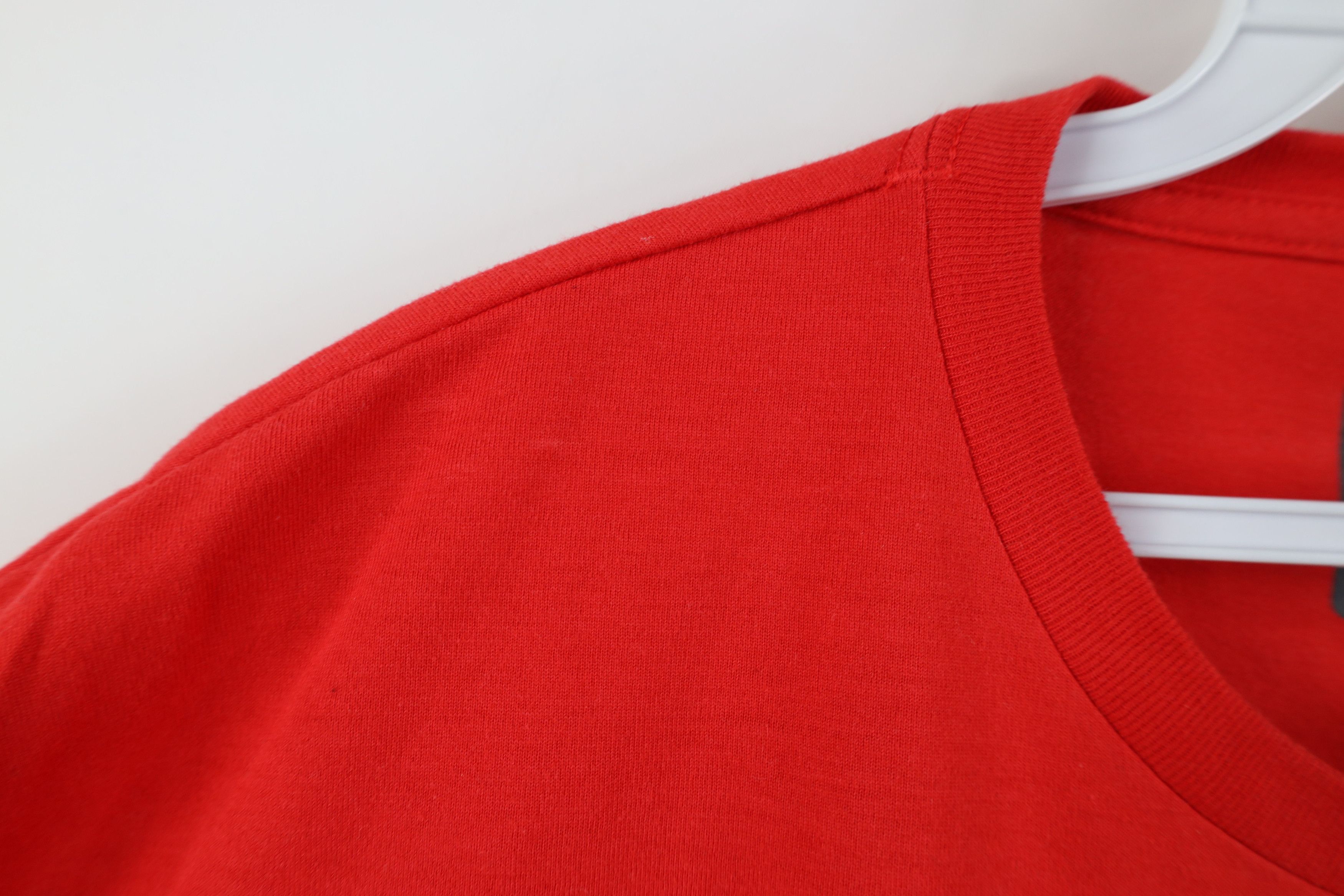 Oakley Vintage Y2K Oakley O Logo Hydrolix Short Sleeve T-Shirt Red Size US XL / EU 56 / 4 - 7 Thumbnail
